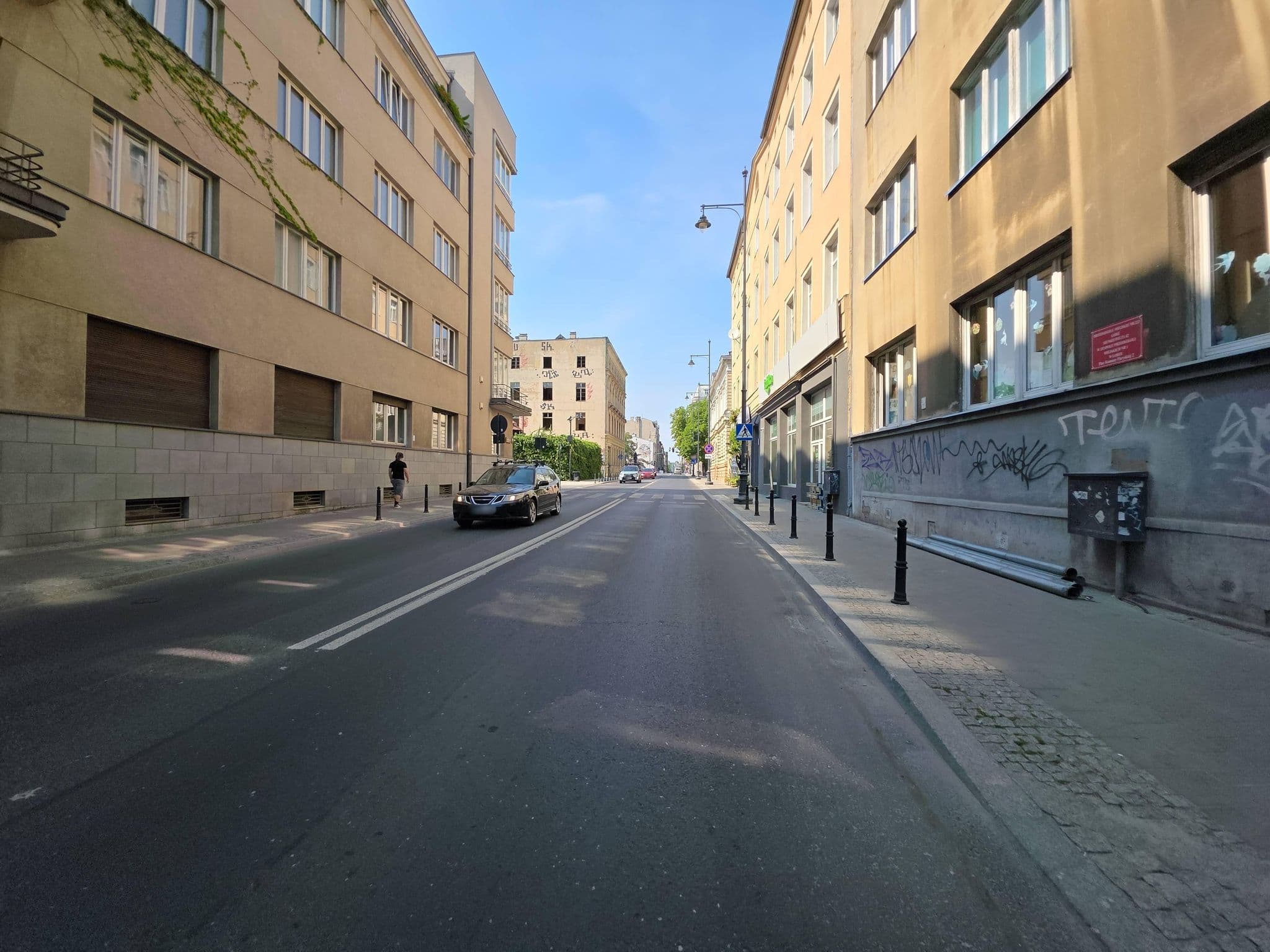 Street view near Cynamon Hostel Łódź, Łódź — © Rowerowa_Lodz (CC BY-SA · Mapillary)