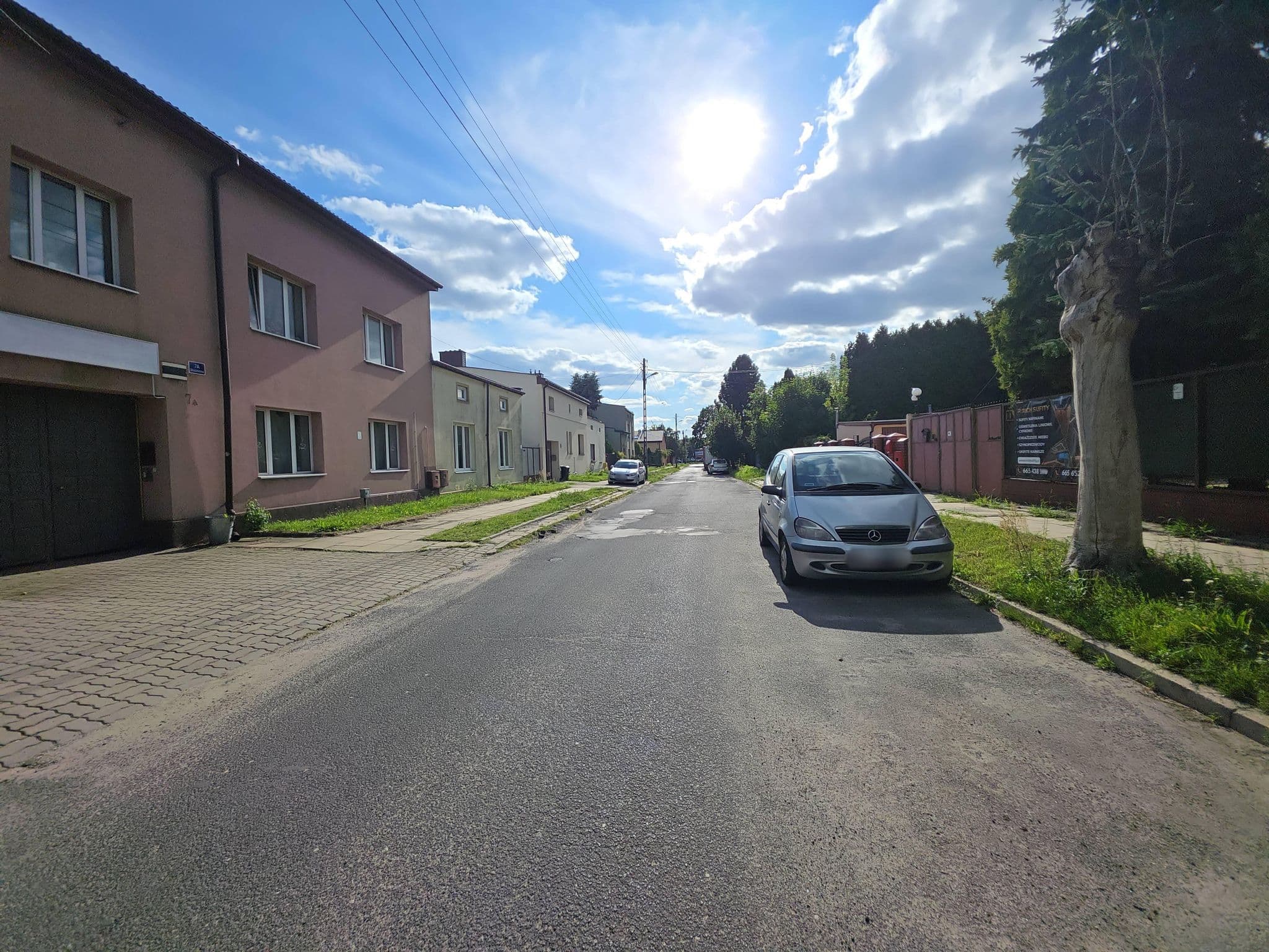 Street view near Iwona Bus Hostel Lawenda, Starowa Góra — © Rowerowa_Lodz (CC BY-SA · Mapillary)