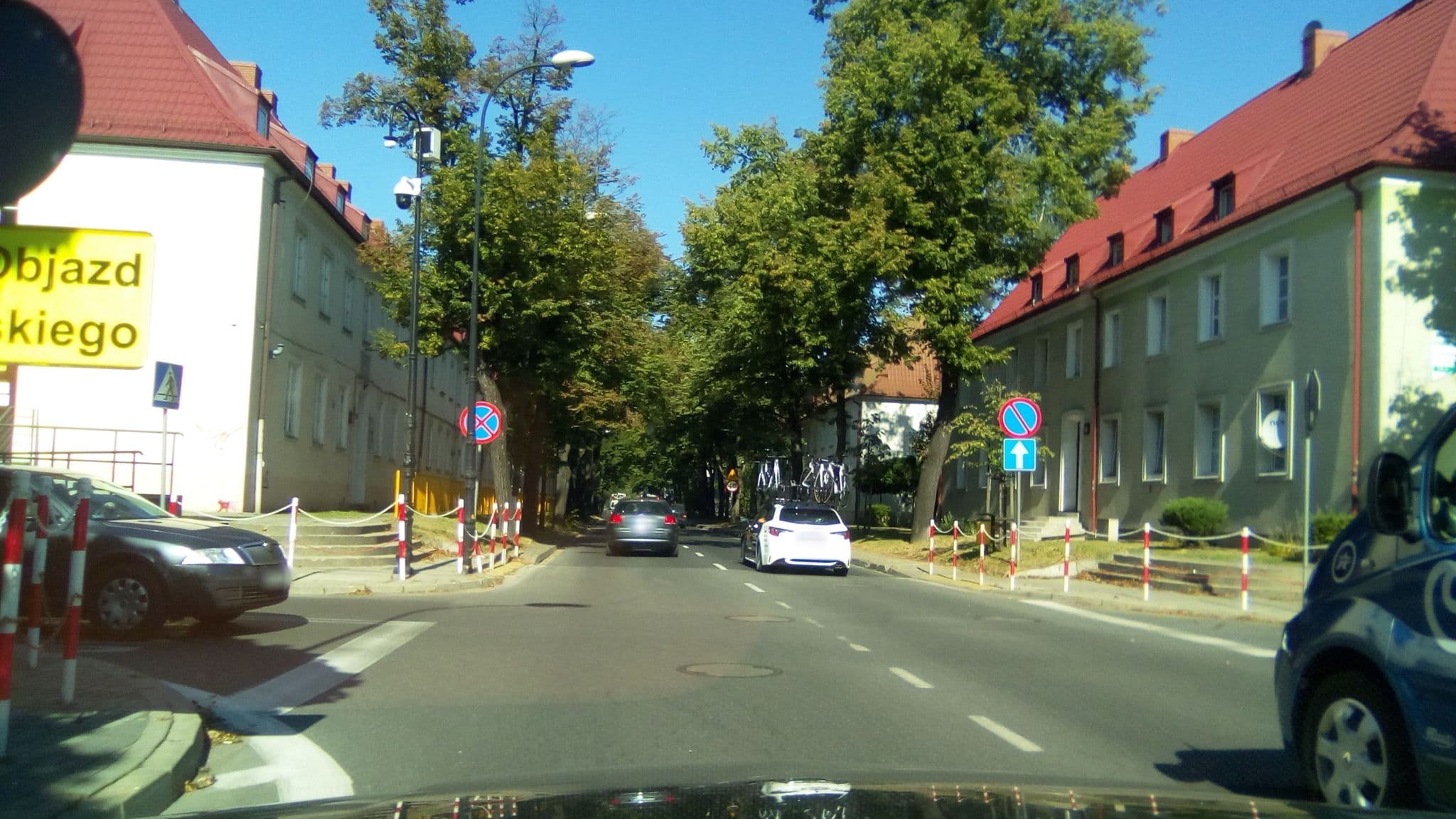 Street view near Miejski Zakład Gospodarki Mieszkaniowej-Towarzystwo Budownictwa Społecznego Sp. z o.o., Płock — © and987 (CC BY-SA · Mapillary)