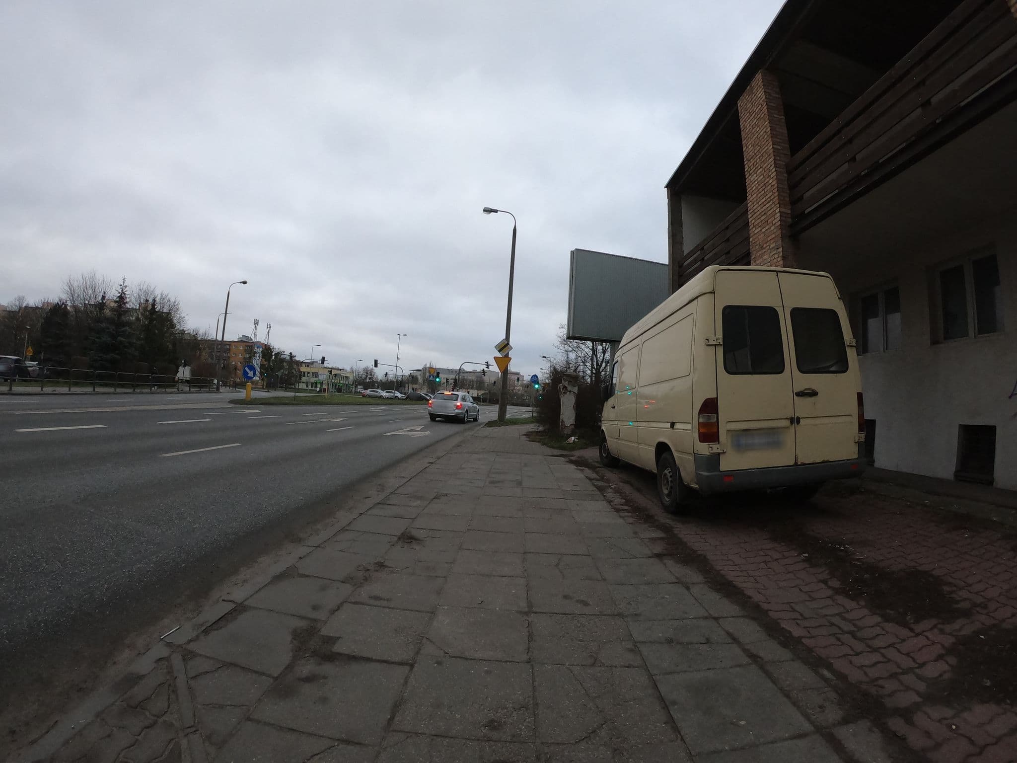 Street view near Na Niwach. Motel, Bydgoszcz — © richlv (CC BY-SA · Mapillary)