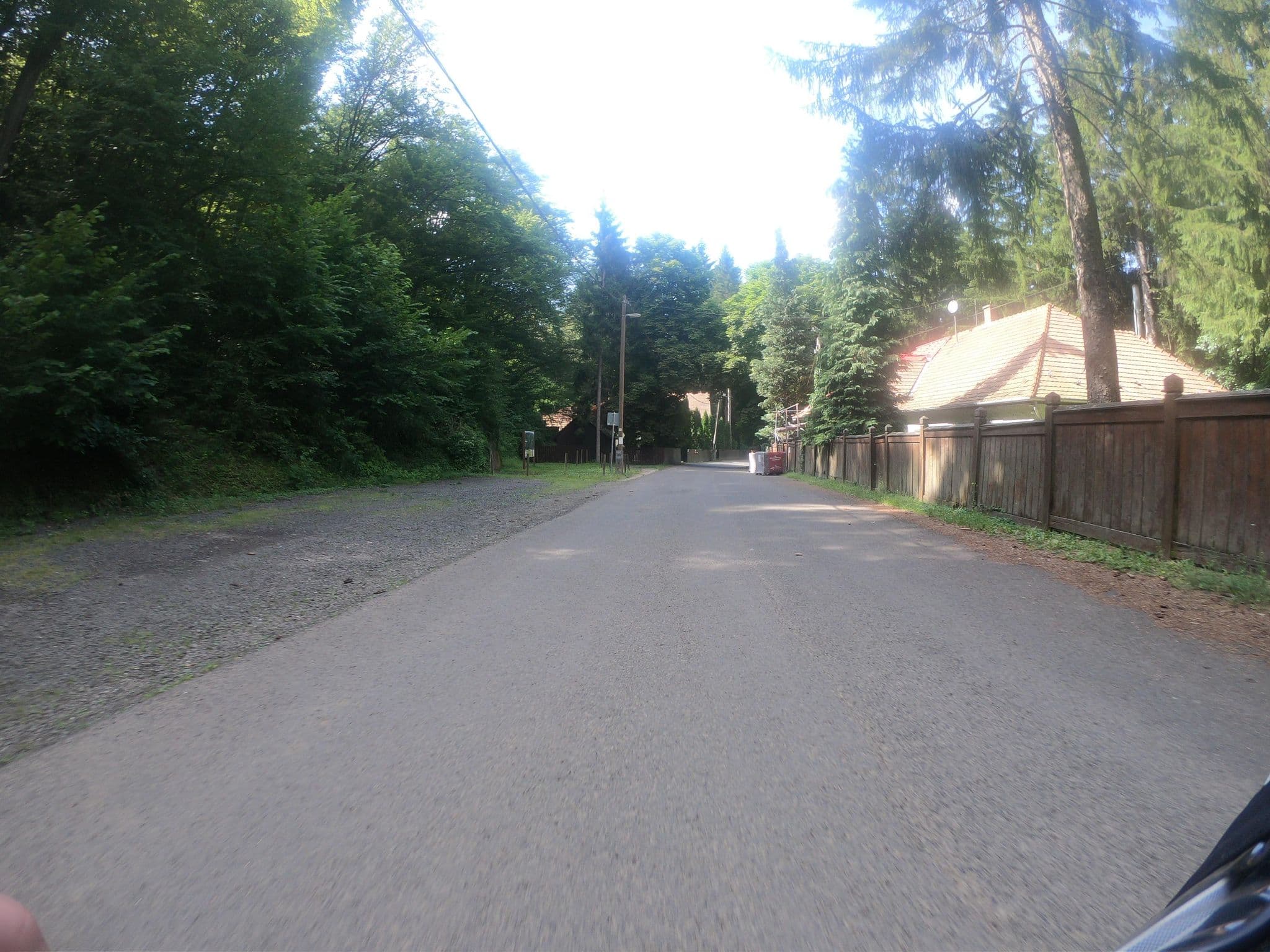 Street view near Mathias lovasudvar, Diósjenő — © balazskozak (CC BY-SA · Mapillary)