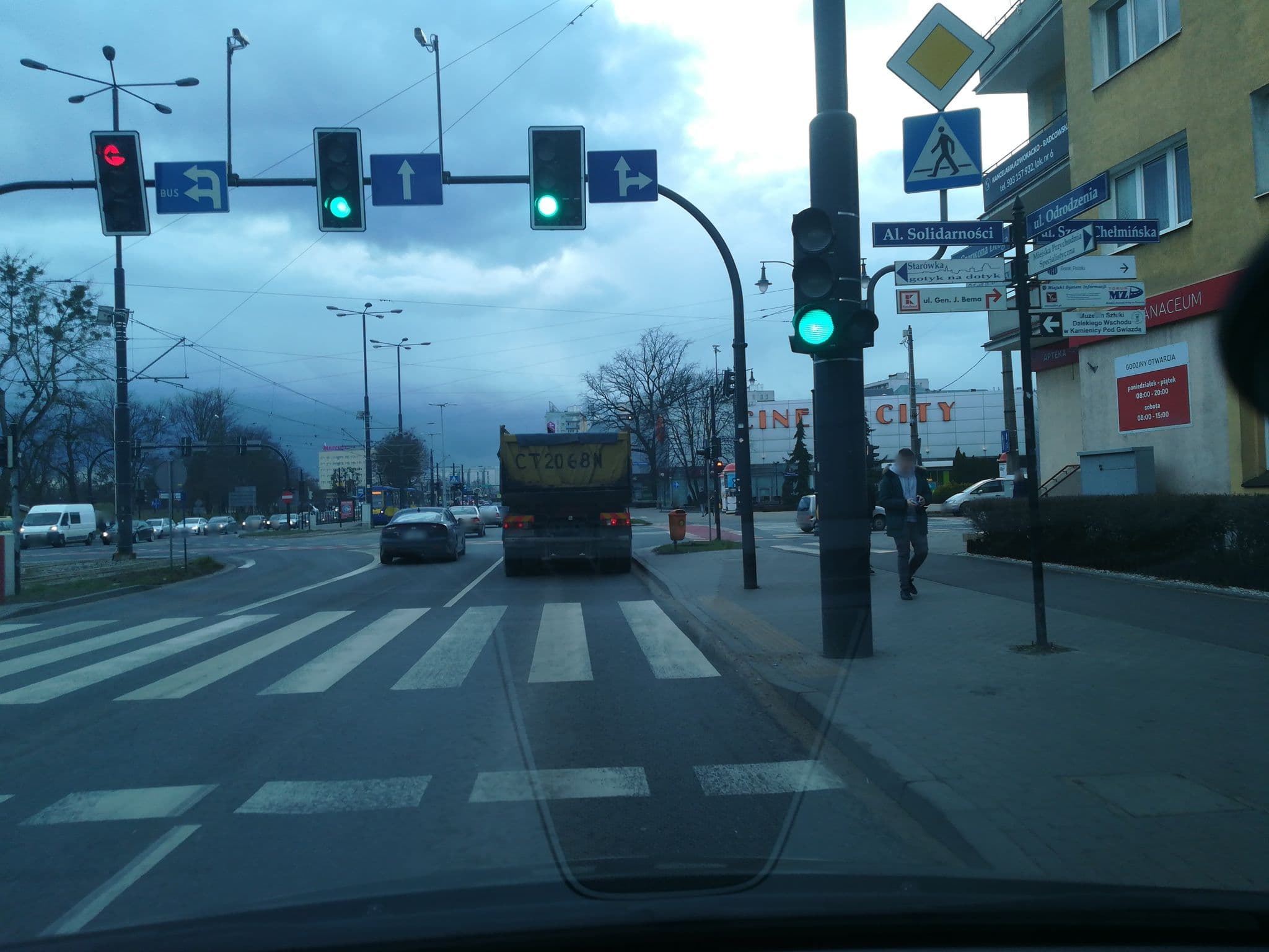 Street view near Usługi Noclegowe Barbara Zakierska, Toruń — © mhenclik (CC BY-SA · Mapillary)