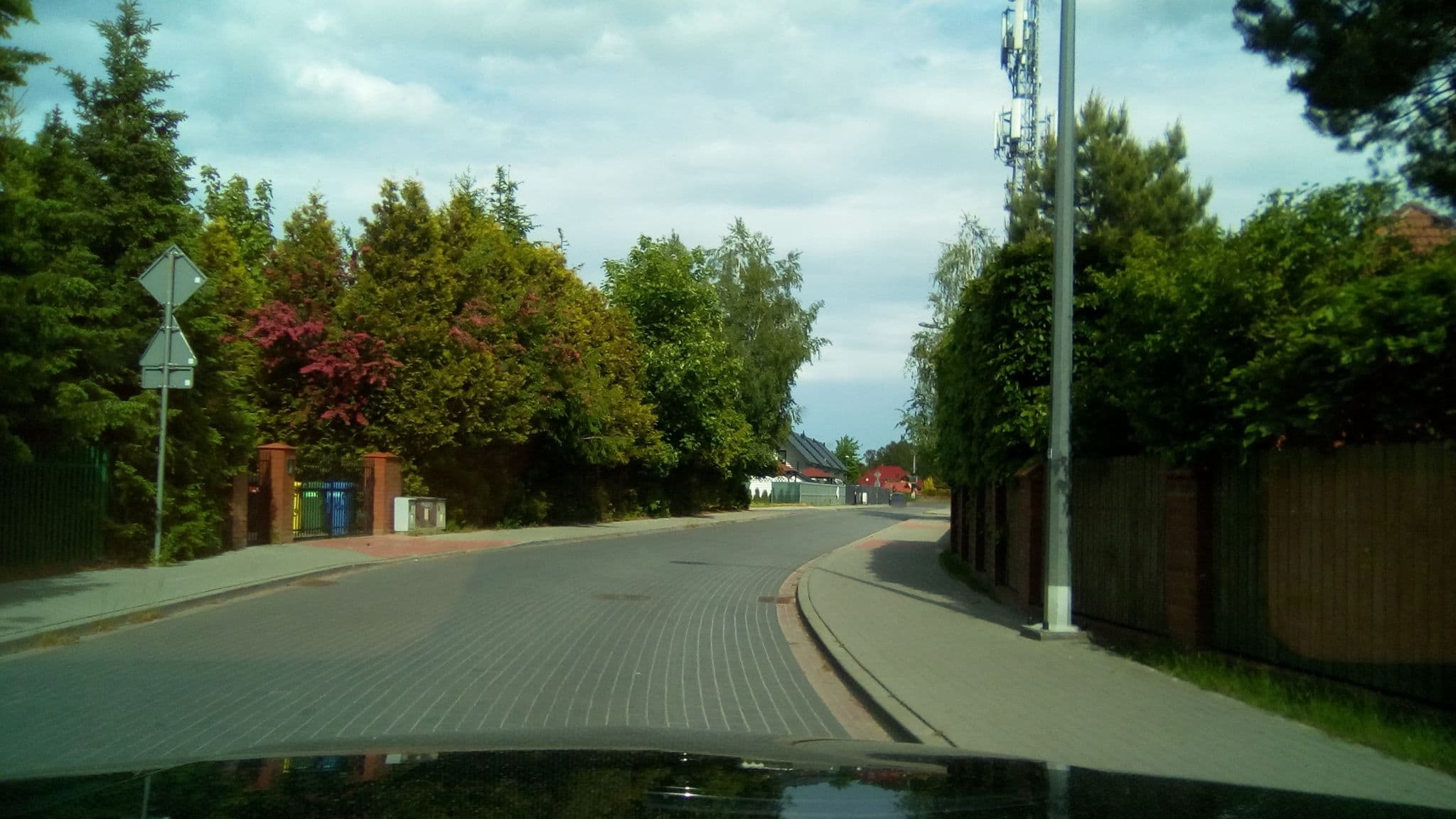 Street view near Dom Na Wrzosowisku-Dębki, Wierzchucino — © and987 (CC BY-SA · Mapillary)