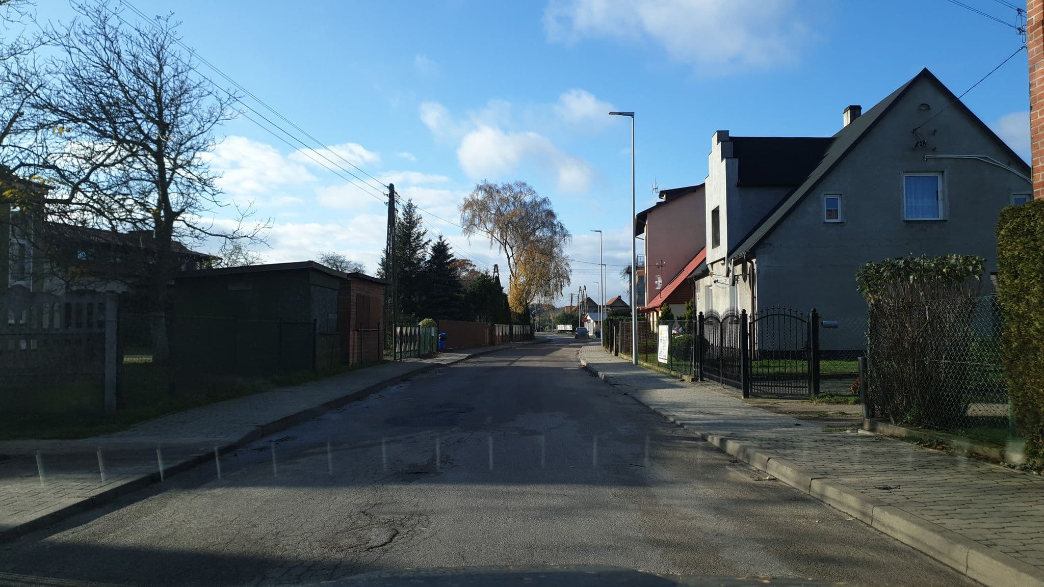 Street view near Pokoje Gościnne Jolanta, Jastrzębia Góra — © krz (CC BY-SA · Mapillary)