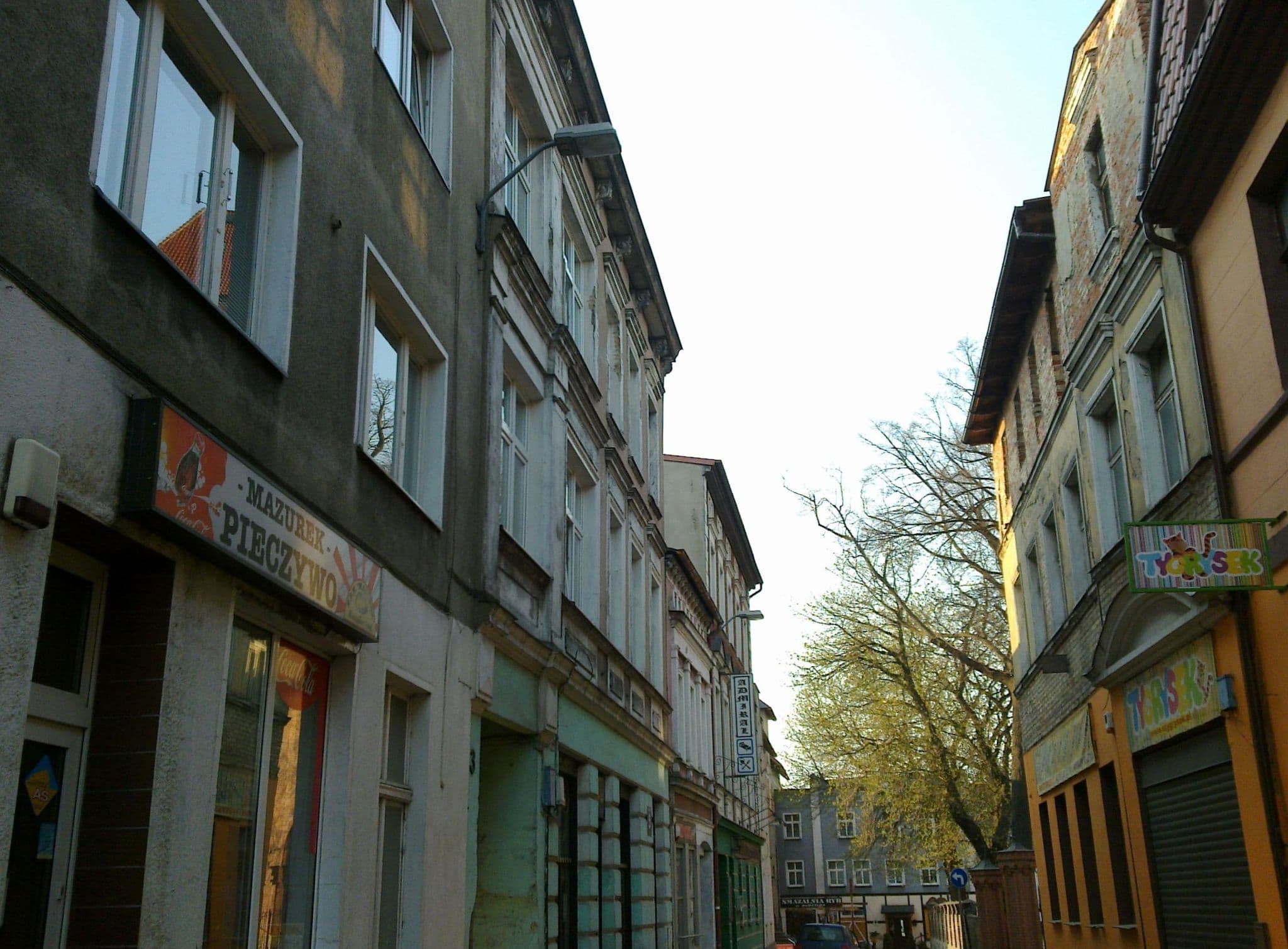 Street view near Apartamenty "Perły Bałtyku", Puck — © racibo (CC BY-SA · Mapillary)