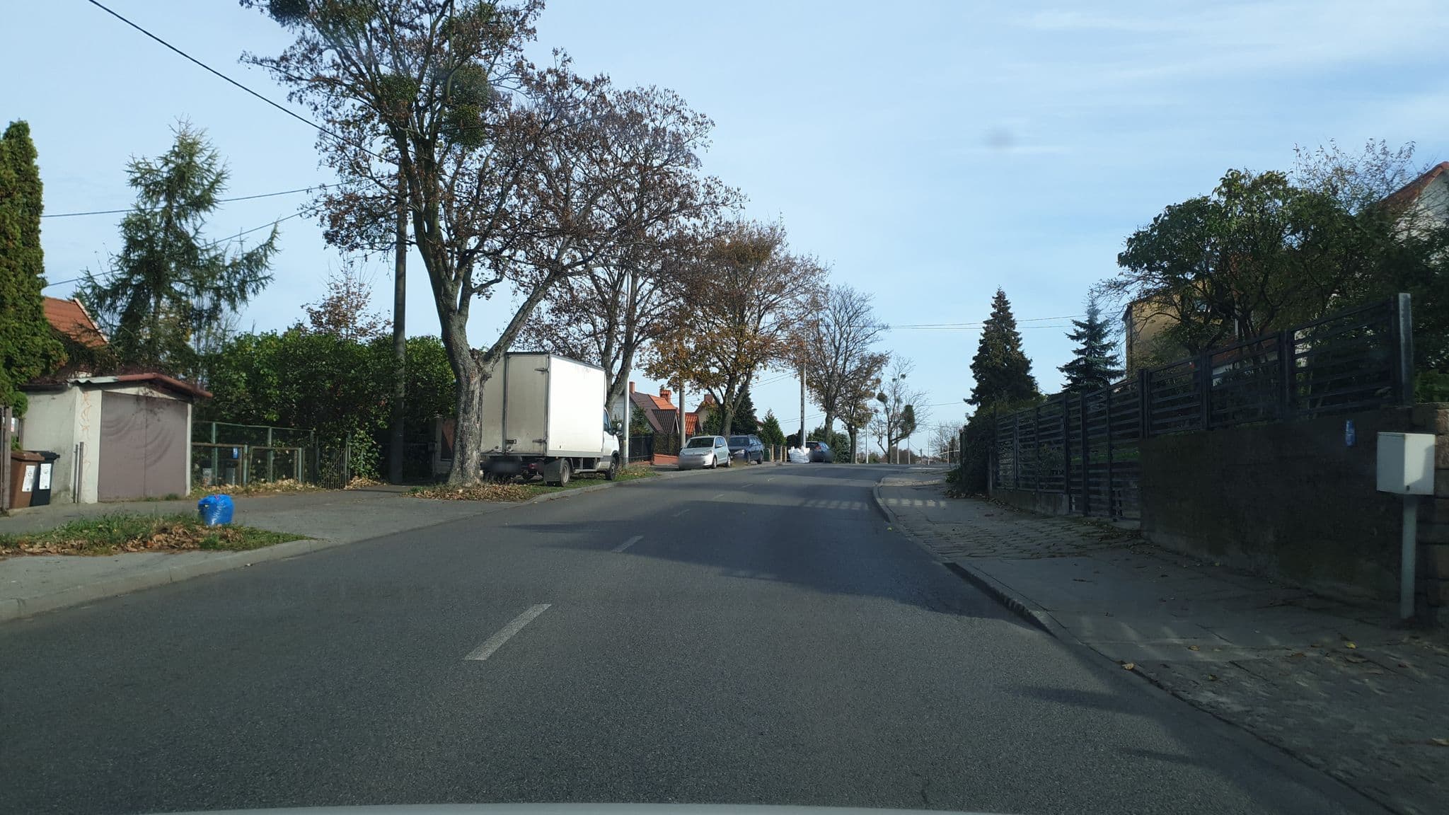Street view near Cherry Tree Guest Rooms, Suchanino — © krz (CC BY-SA · Mapillary)