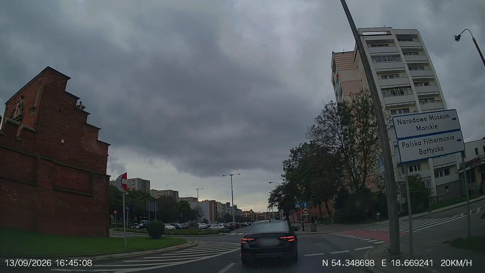 Street view near Old Town Gardens Modern, Olszynka — © Driven2574 (CC BY-SA · Mapillary)