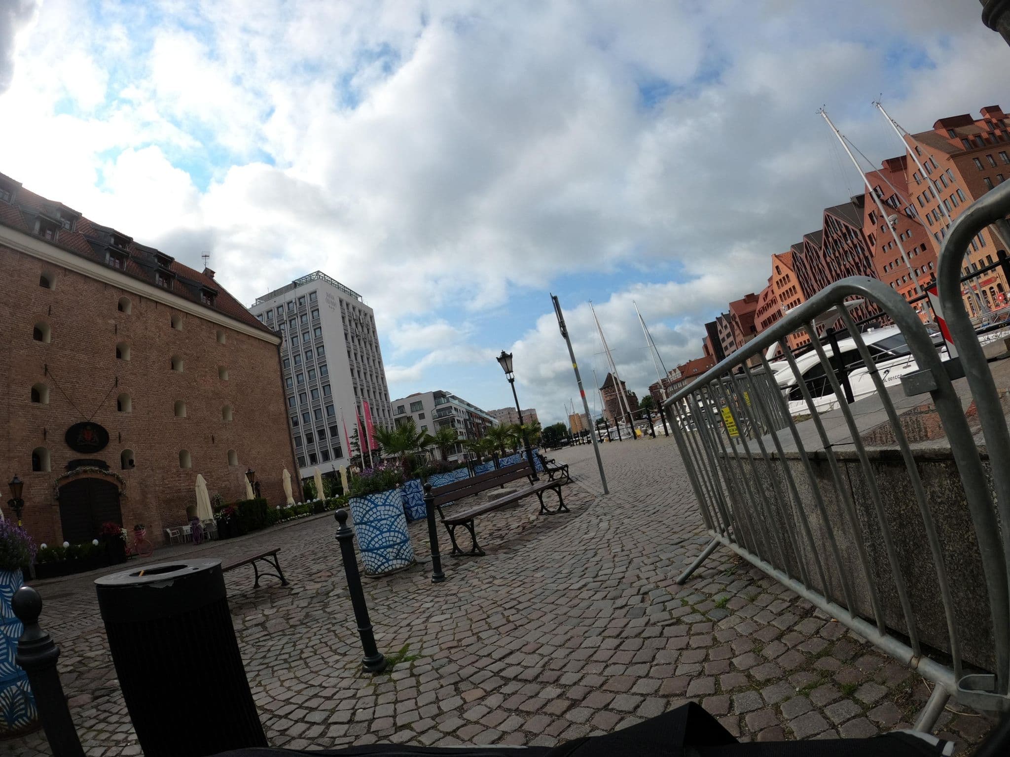 Street view near Hotel Gdansk Yachting, Gdańsk — © masterofnoroad (CC BY-SA · Mapillary)