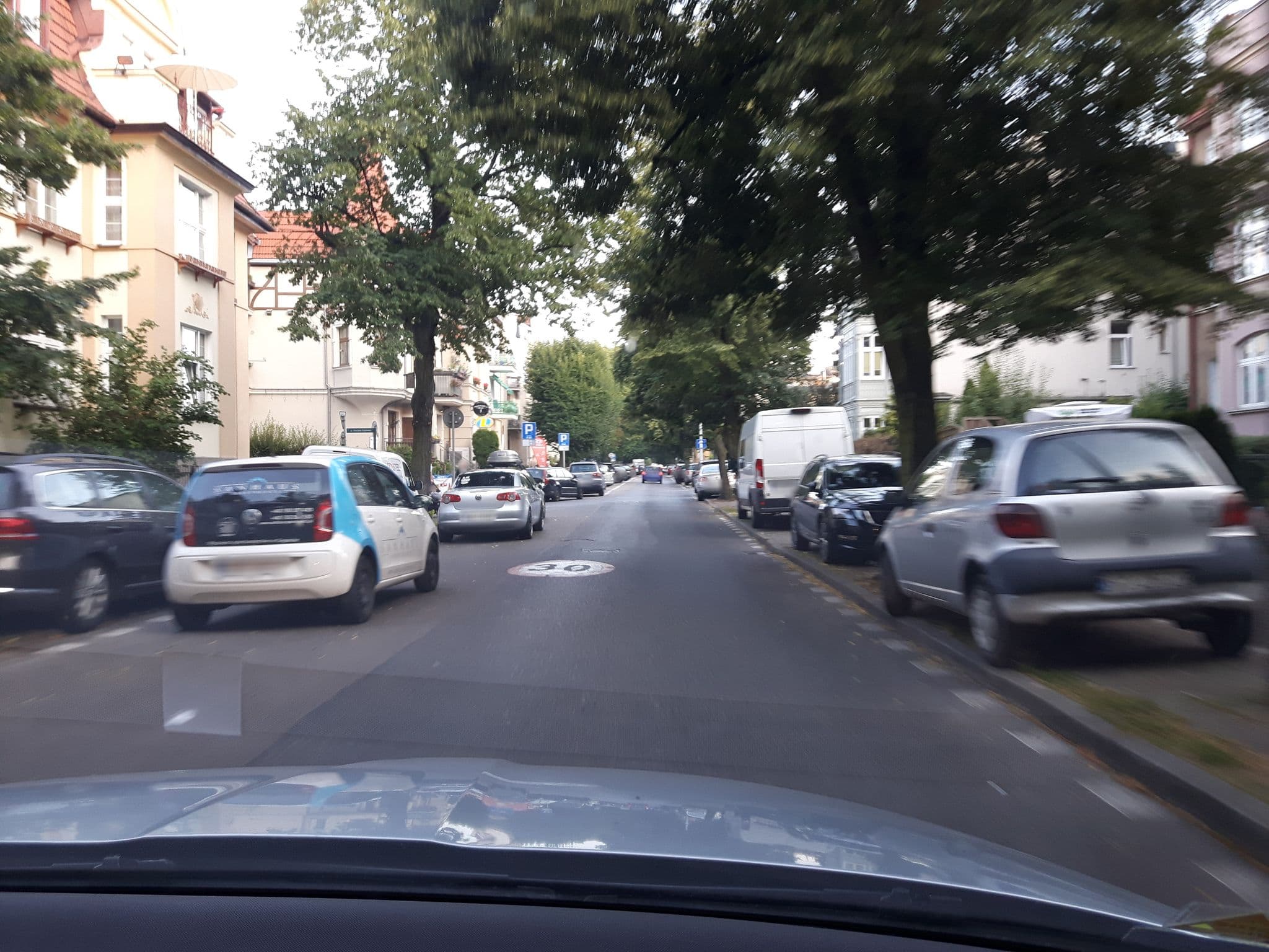 Street view near Kawalerka Rossa, Sopot — © andpol_2288 (CC BY-SA · Mapillary)