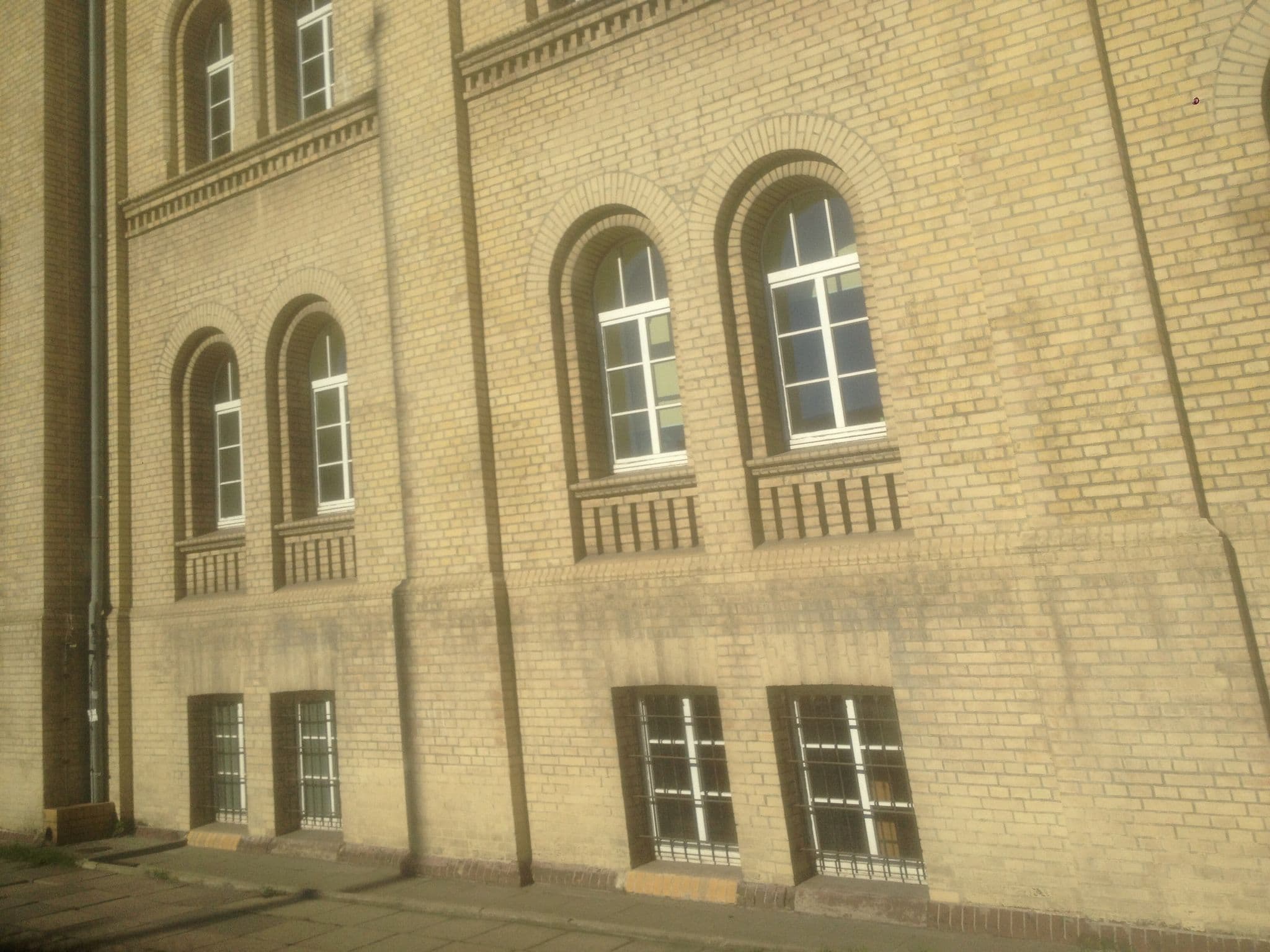 Street view near Orchard Apartments, Olszynka — © remekbox (CC BY-SA · Mapillary)