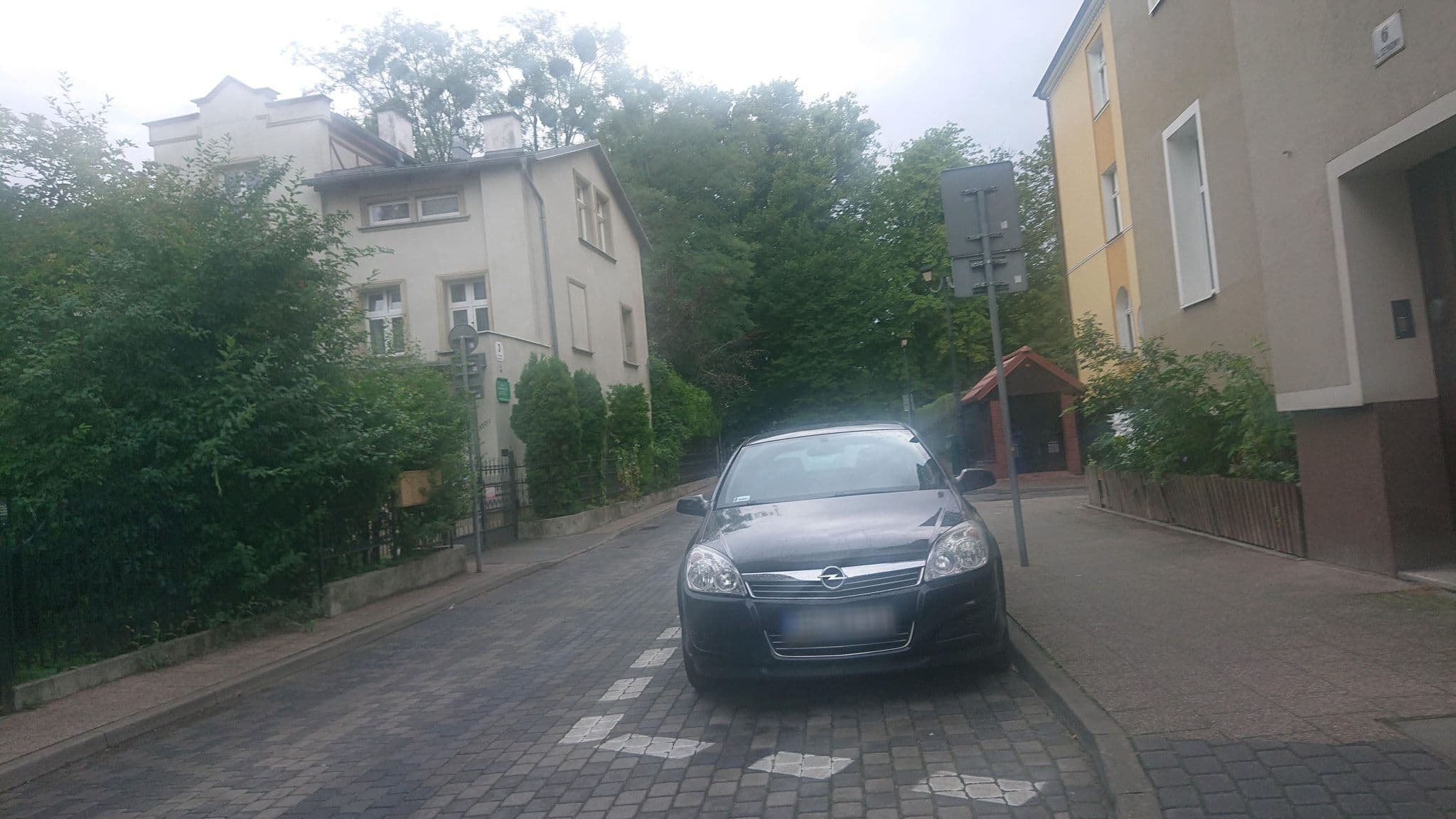 Street view near Dobre Spanie, Sopot — © and987 (CC BY-SA · Mapillary)