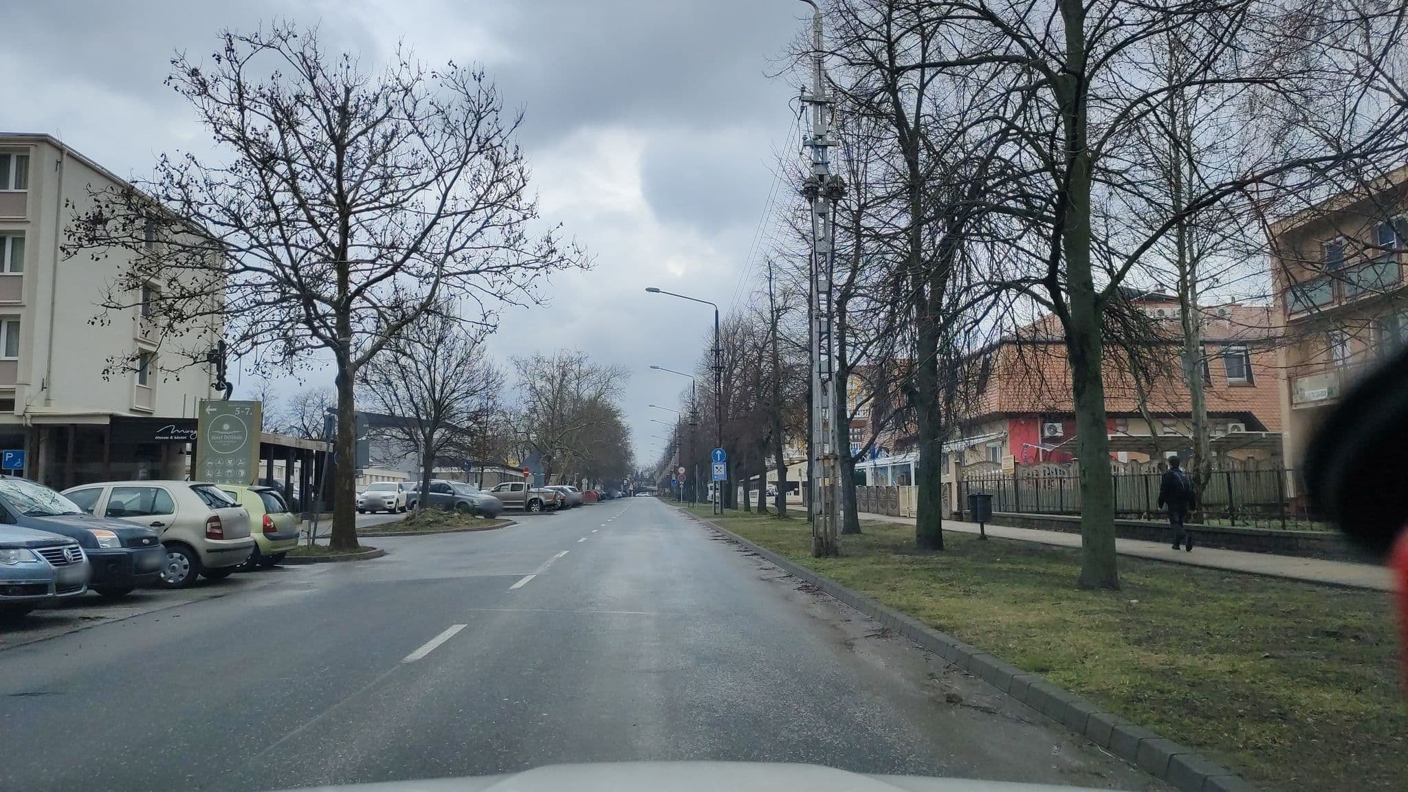 Street view near Mariann Apartman, Hajdúszoboszló — © grin (CC BY-SA · Mapillary)