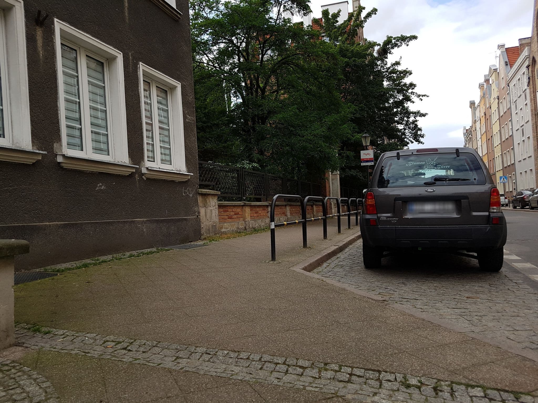 Street view near Apartament Neptunus, Gdańsk — © pbb (CC BY-SA · Mapillary)