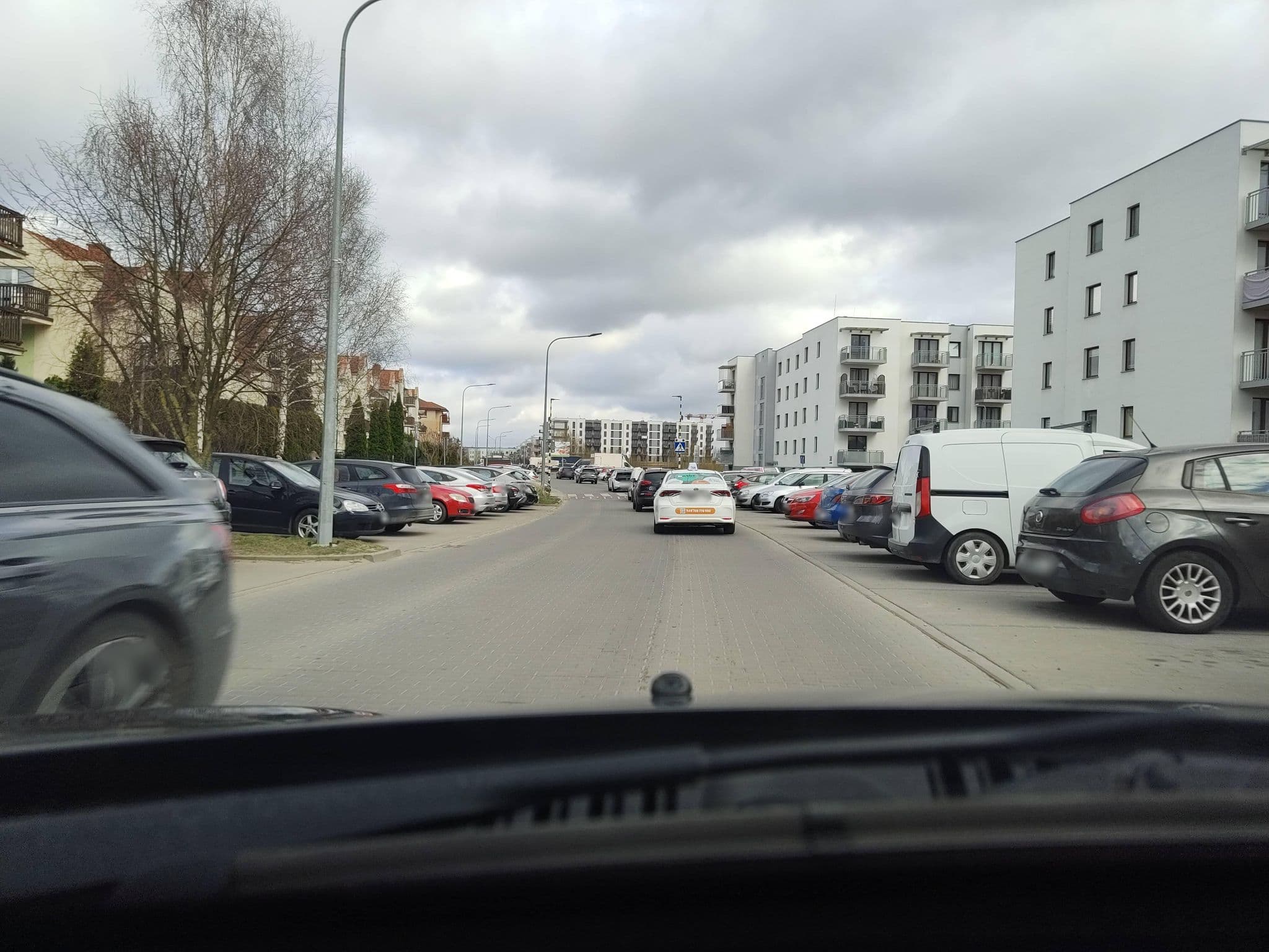 Street view near Wspólnota Mieszkaniowa Osiedle Cytrusowe Ul Zeusa 83 85 Kowale, Ujeścisko-Łostowice — © marek_m (CC BY-SA · Mapillary)