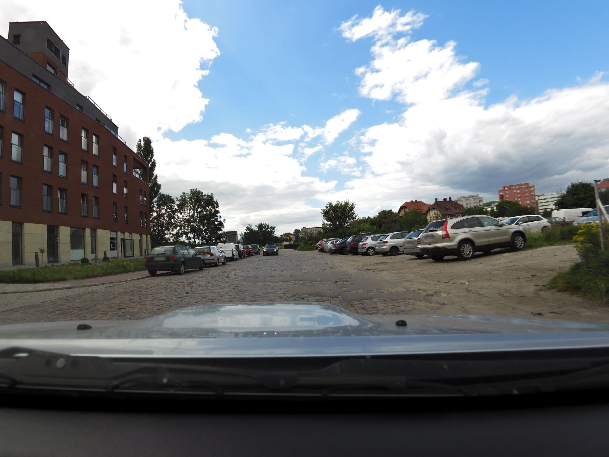 Street view near Triapart Chmielna Park 2, Gdańsk — © aleksasfi (CC BY-SA · Mapillary)
