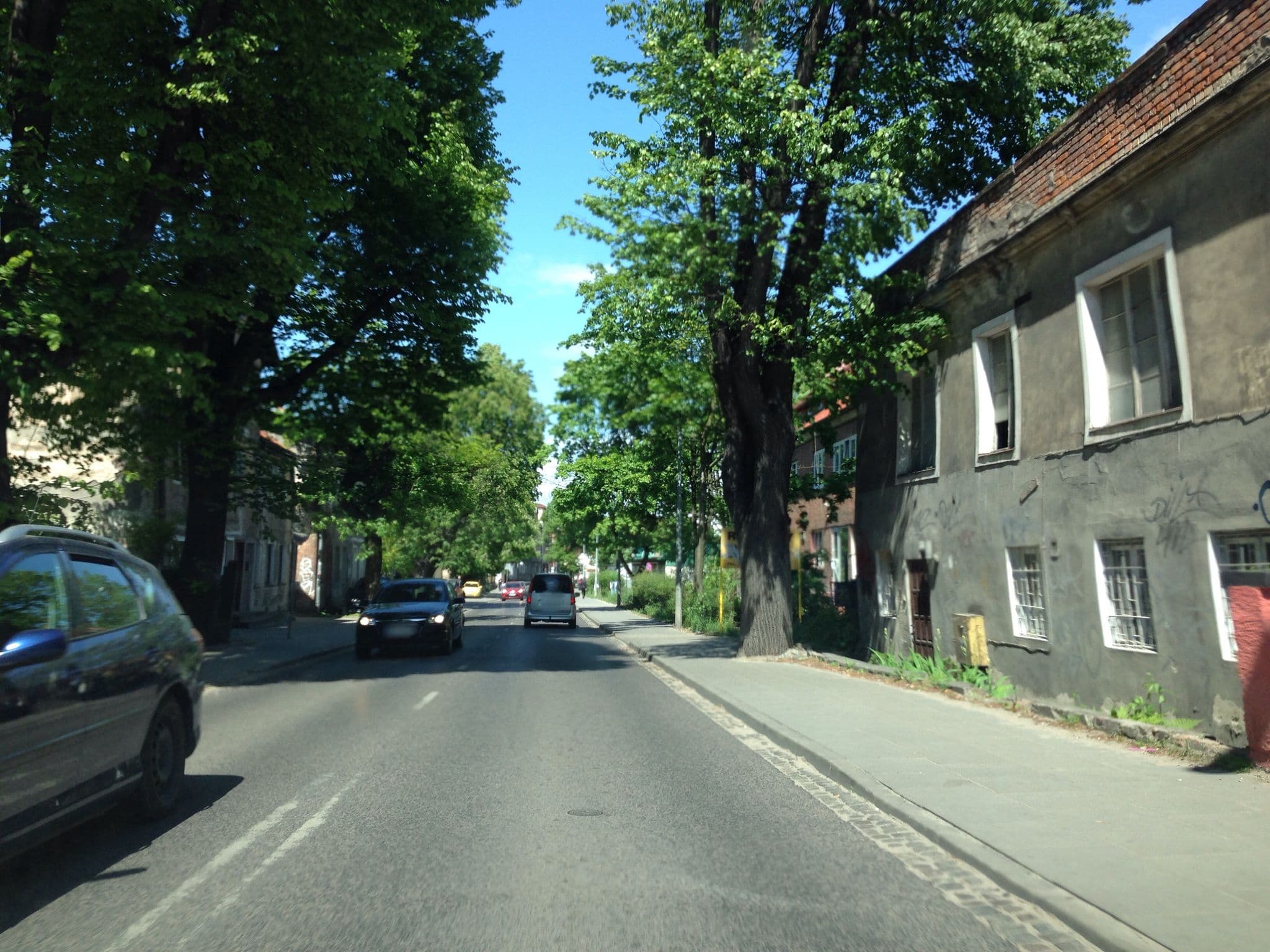 Street view near Wspólnota Mieszkaniowa ul. Do Studzienki 37 80-227 Gdańsk, Wrzeszcz — © fundacja_geolife (CC BY-SA · Mapillary)