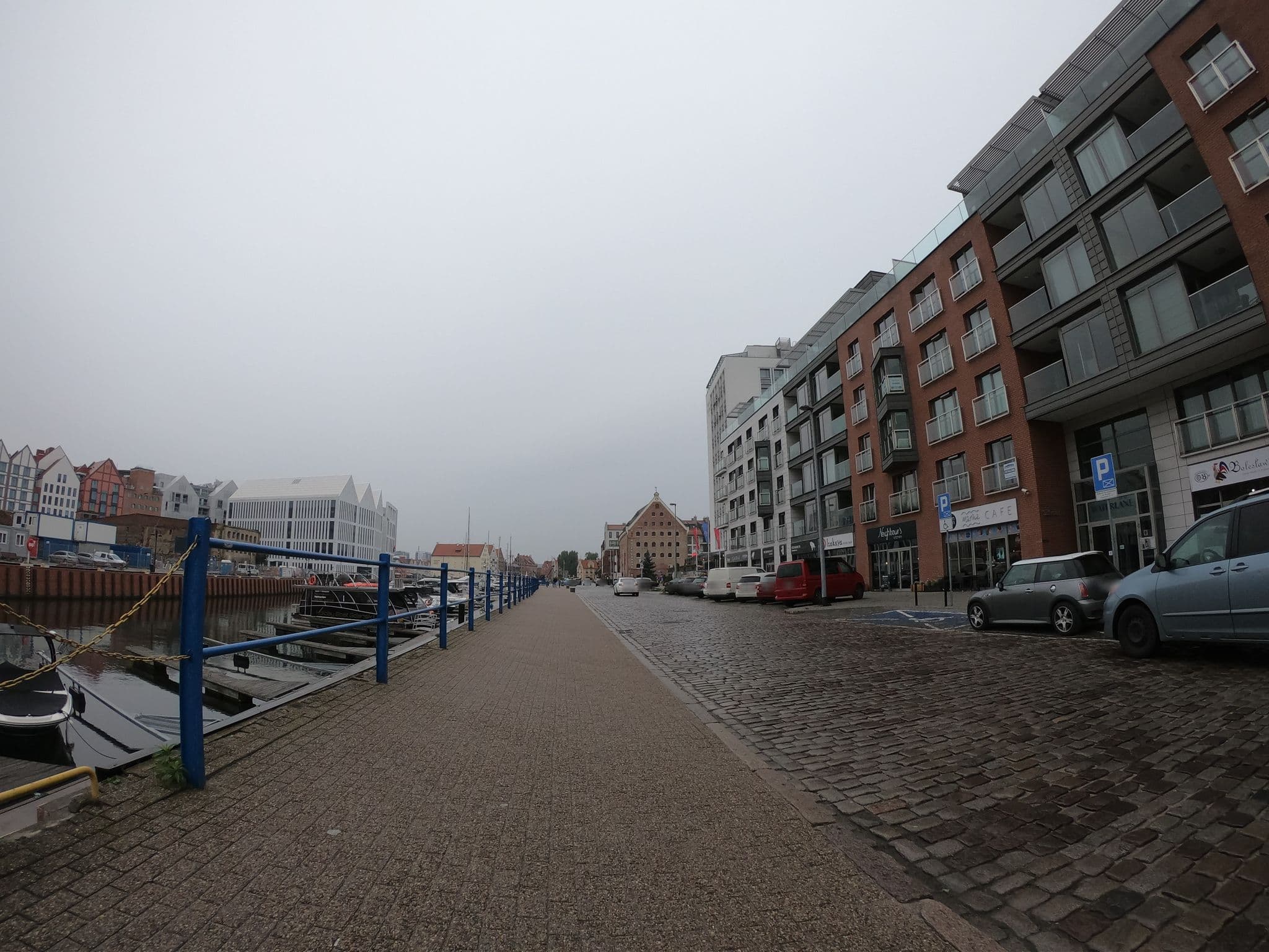 Street view near Apartamenty Gdańsk EU - Lux Waterlane, Gdańsk — © masterofnoroad (CC BY-SA · Mapillary)