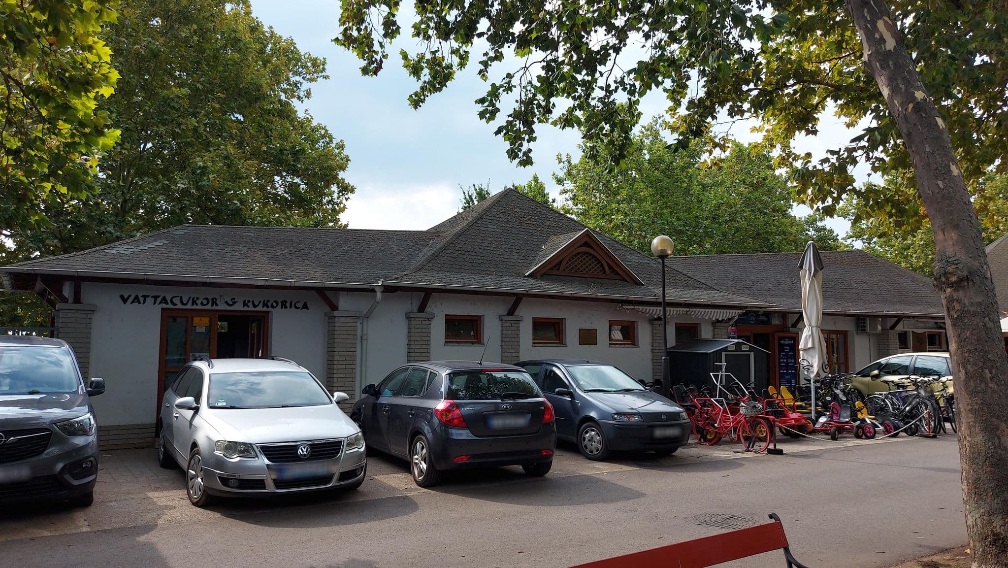 Street view near Hotel Csopak Resort & Lake, Csopak — © vasony (CC BY-SA · Mapillary)