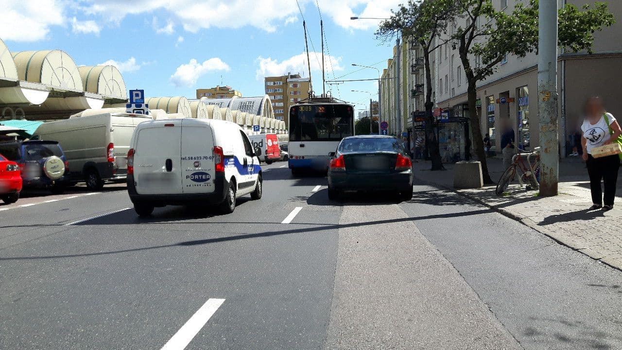 Street view near InGdynia Hostel, Gdynia — © changchun1 (CC BY-SA · Mapillary)
