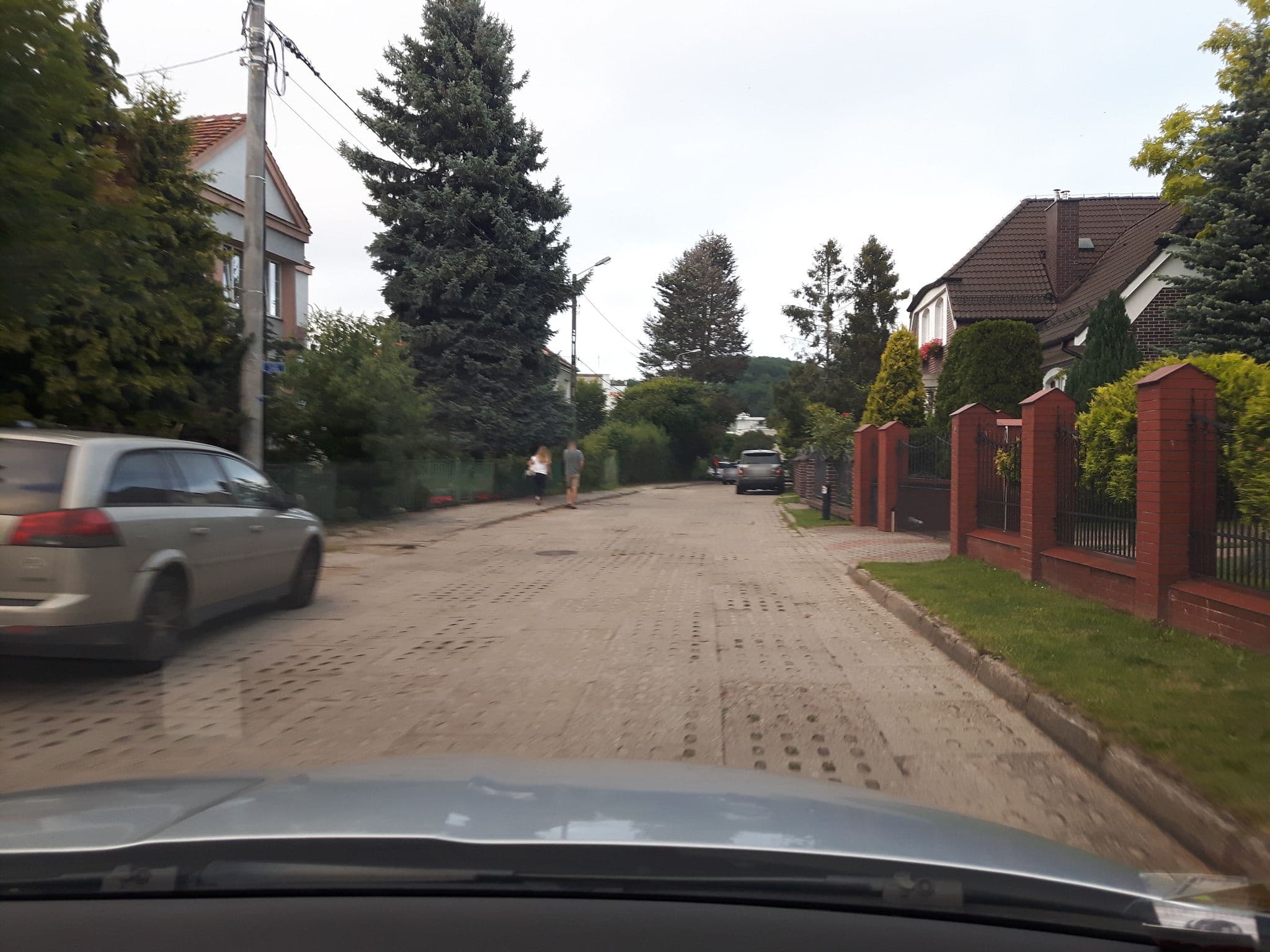 Street view near Kropeczka. Stołówka, Noclegi, Sopot — © andpol_2288 (CC BY-SA · Mapillary)