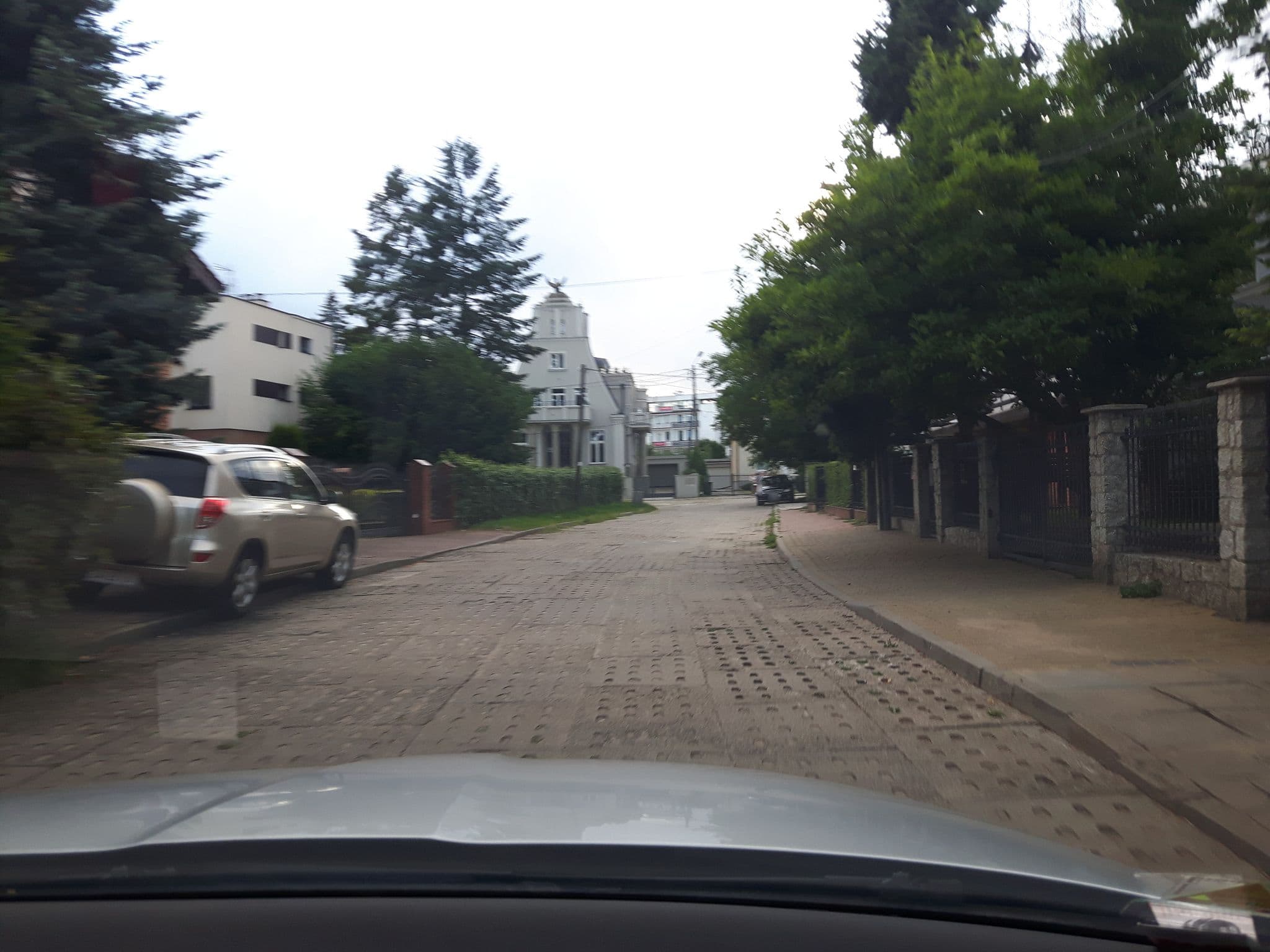 Street view near Villa Magnolia, Sopot — © andpol_2288 (CC BY-SA · Mapillary)