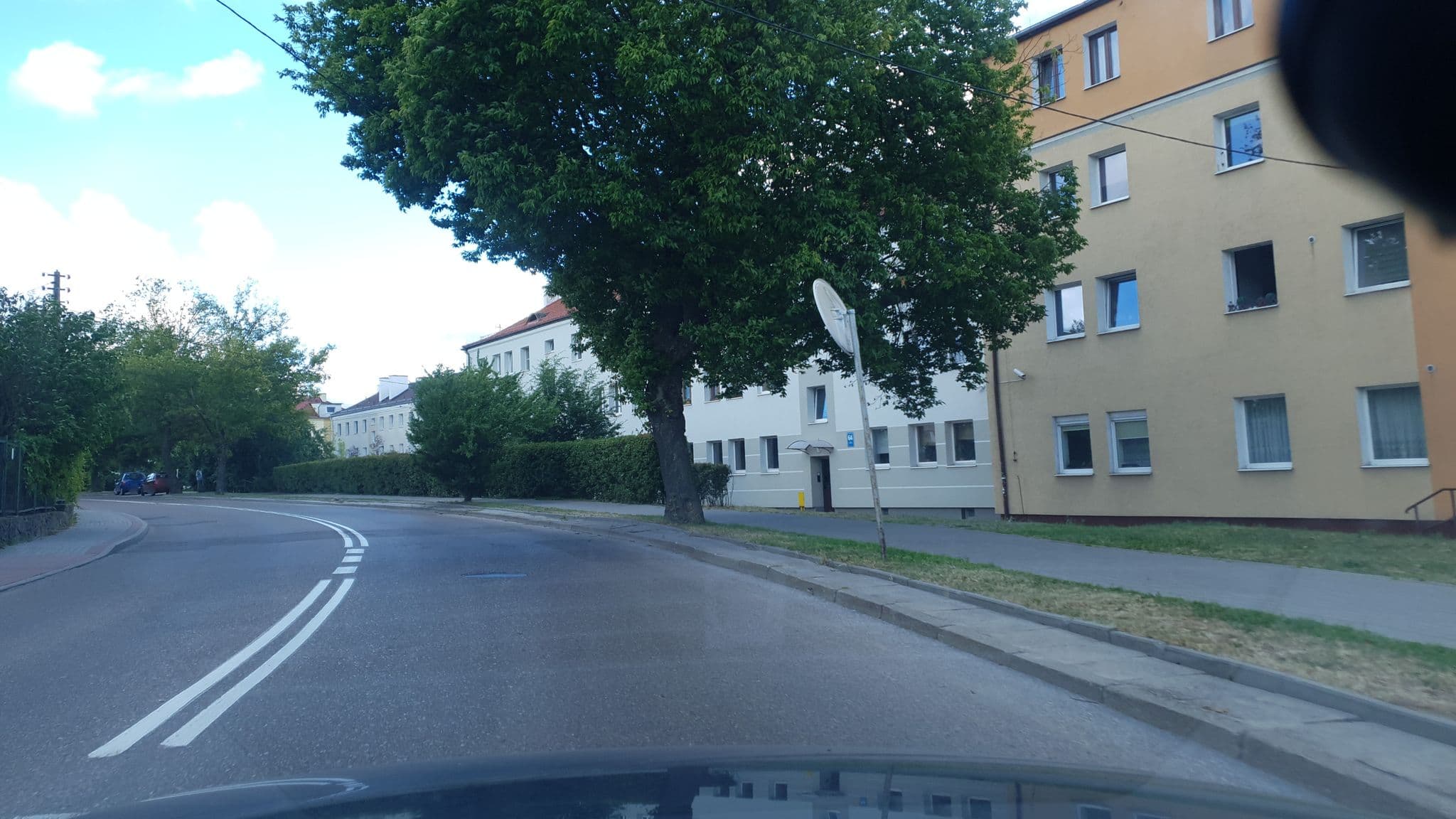Street view near AMAC NIERUCHOMOŚCI Maciej Skrzyński, Gdynia — © przemas75 (CC BY-SA · Mapillary)