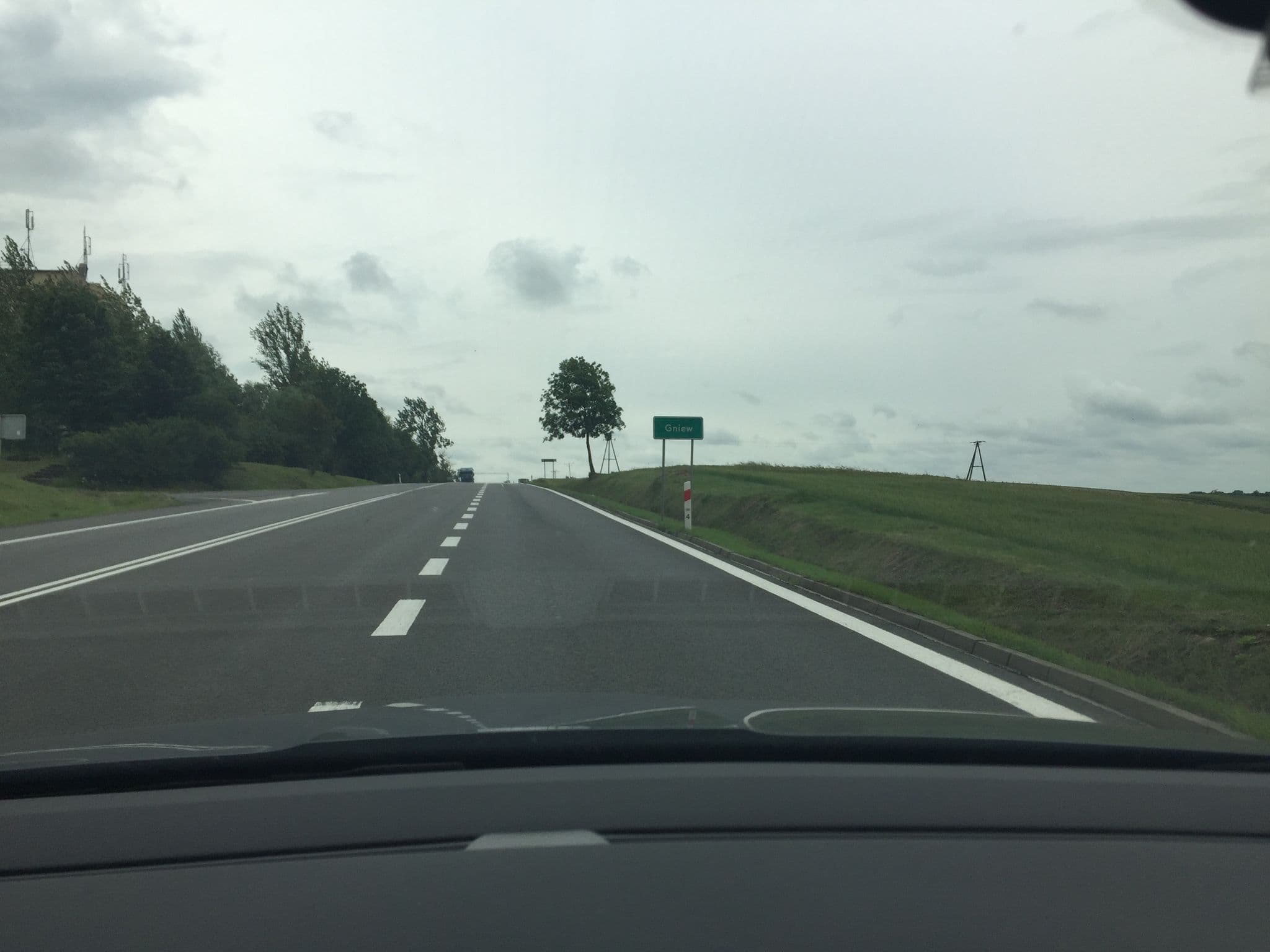 Street view near Hotel Na Wzgórzu, Gniew — © atze777 (CC BY-SA · Mapillary)