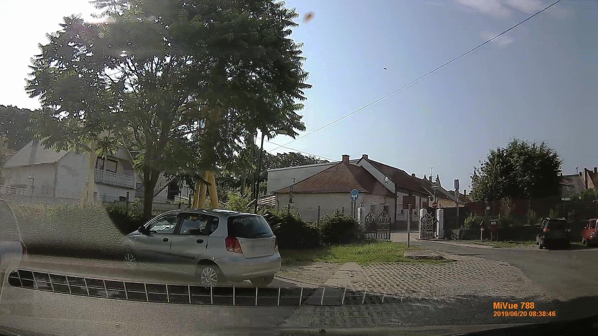 Street view near Kumilla Hotel, Szigetvár — © geox123 (CC BY-SA · Mapillary)
