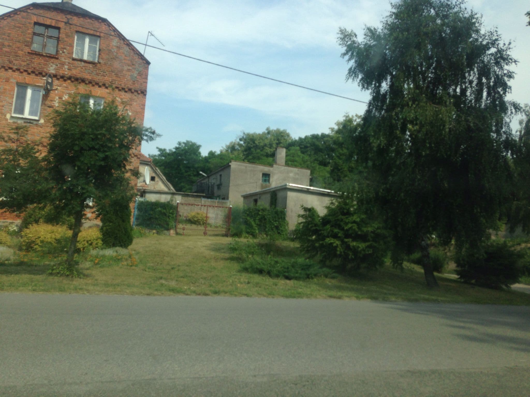 Street view near Pensjonat Dworek Polski, Brodnica — © fundacja_geolife (CC BY-SA · Mapillary)