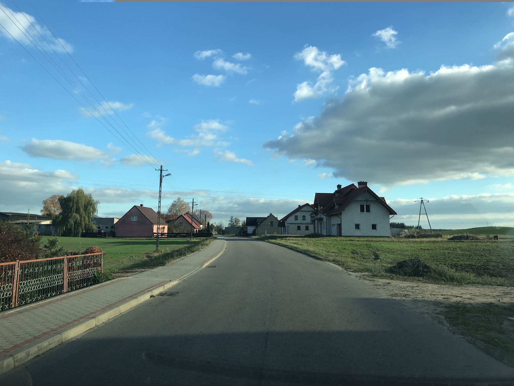 Street view near Hartek, Rybno — © fundacja_geolife (CC BY-SA · Mapillary)