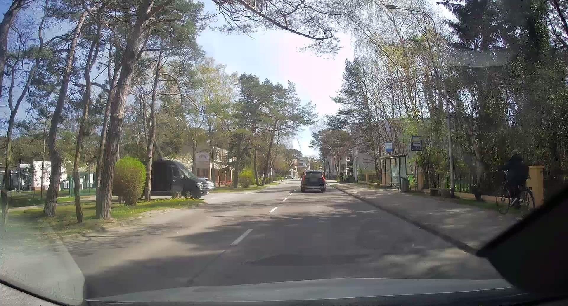 Street view near Karo, Jastarnia — © edc22 (CC BY-SA · Mapillary)