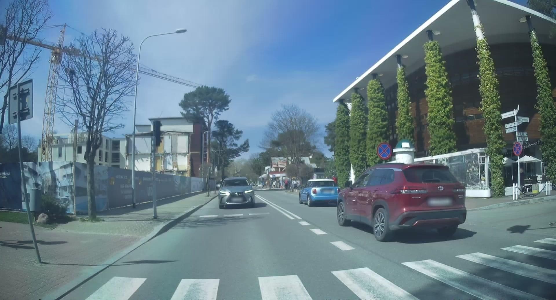 Street view near Apt Miedzymorze - Apartamenty Wypoczynkowe, Jastarnia — © edc22 (CC BY-SA · Mapillary)