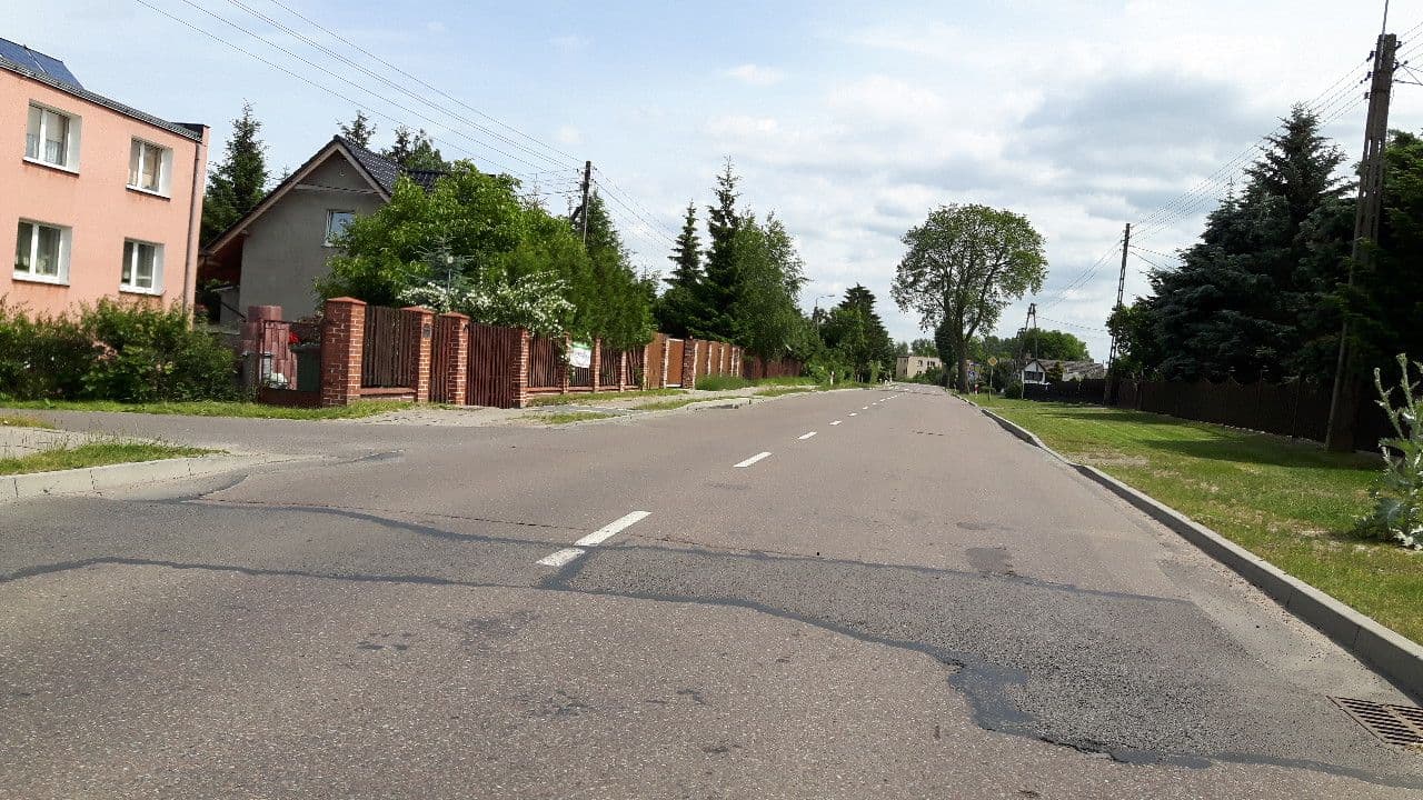Street view near Piotr Lewicki Firma Usługowa, Stegna — © changchun1 (CC BY-SA · Mapillary)