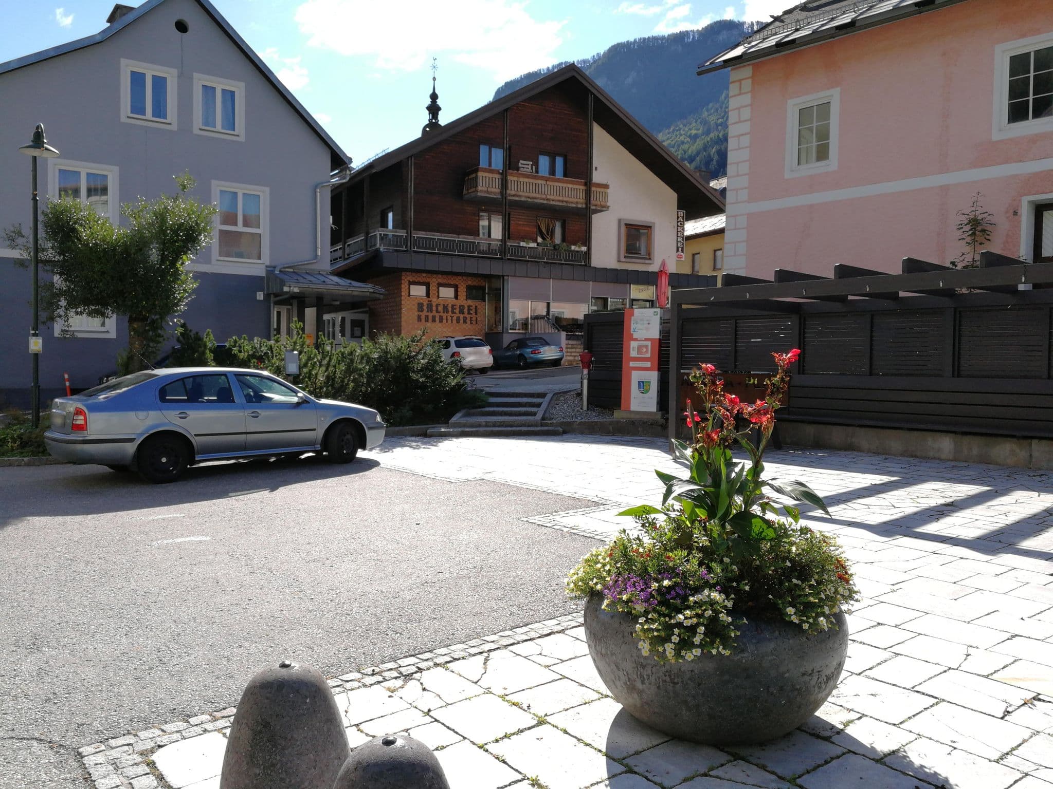 Street view near Villa Crusca, Neu-Feffernitz — © santon (CC BY-SA · Mapillary)