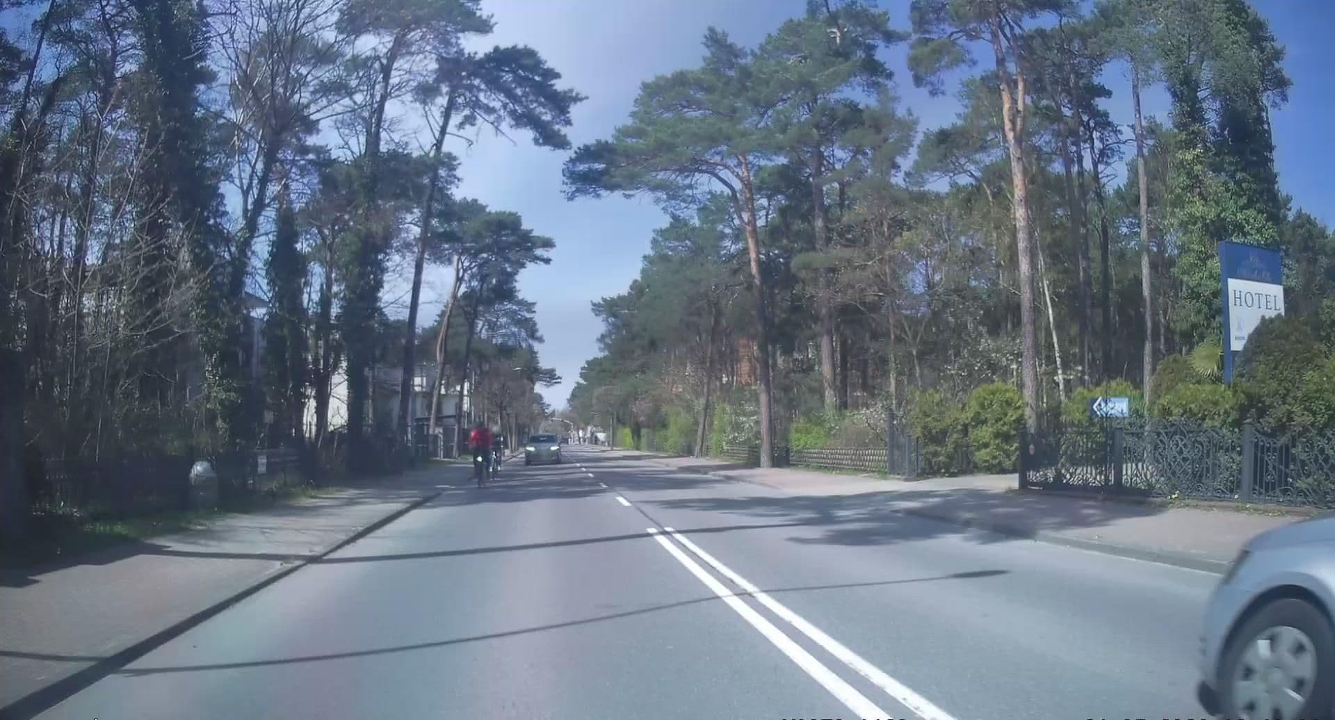 Street view near Dom Pracy Twórczej Polskiej Akademii Nauk, Jastarnia — © edc22 (CC BY-SA · Mapillary)