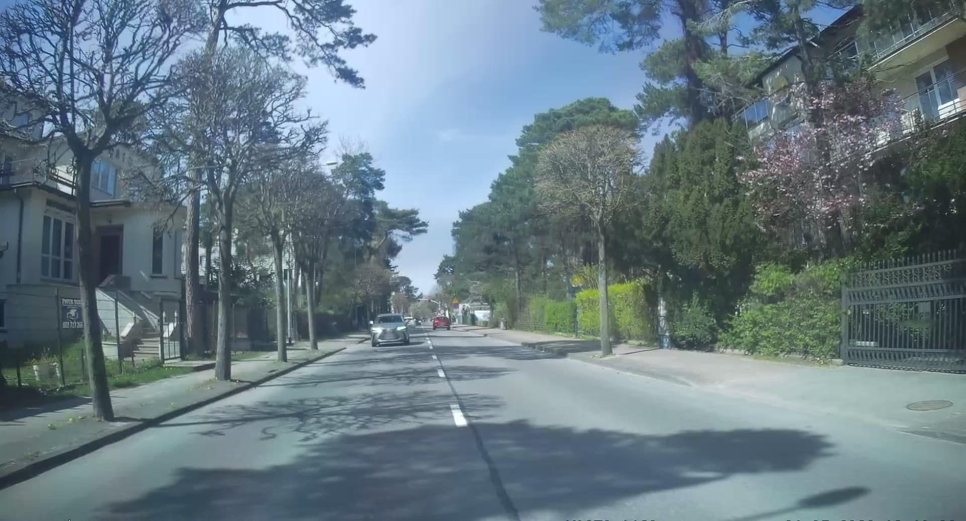 Street view near Birna E.J. Pensjonat, Jastarnia — © edc22 (CC BY-SA · Mapillary)