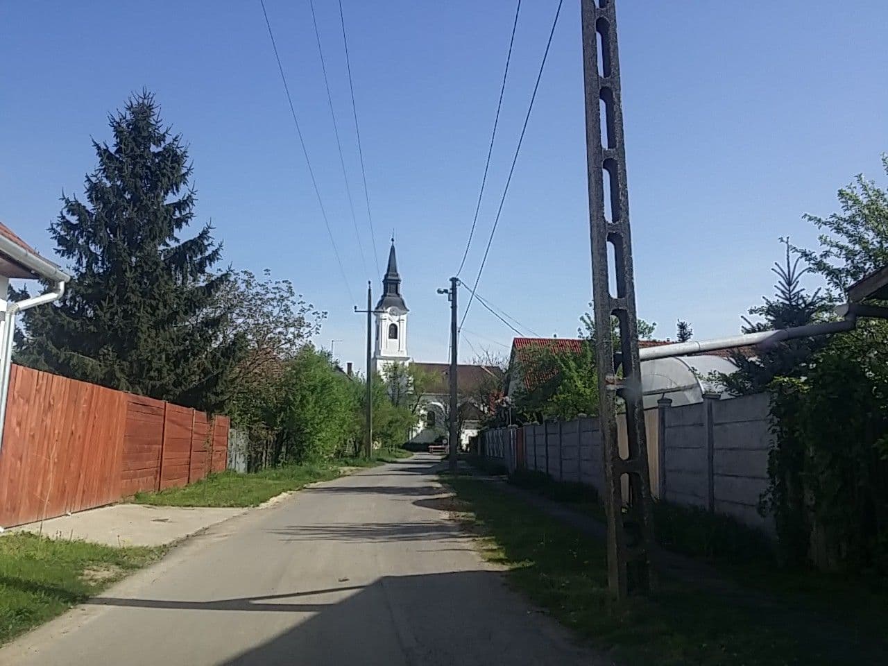 Street view near Bodor porta, Doboz — © utvonalfelmeresek (CC BY-SA · Mapillary)