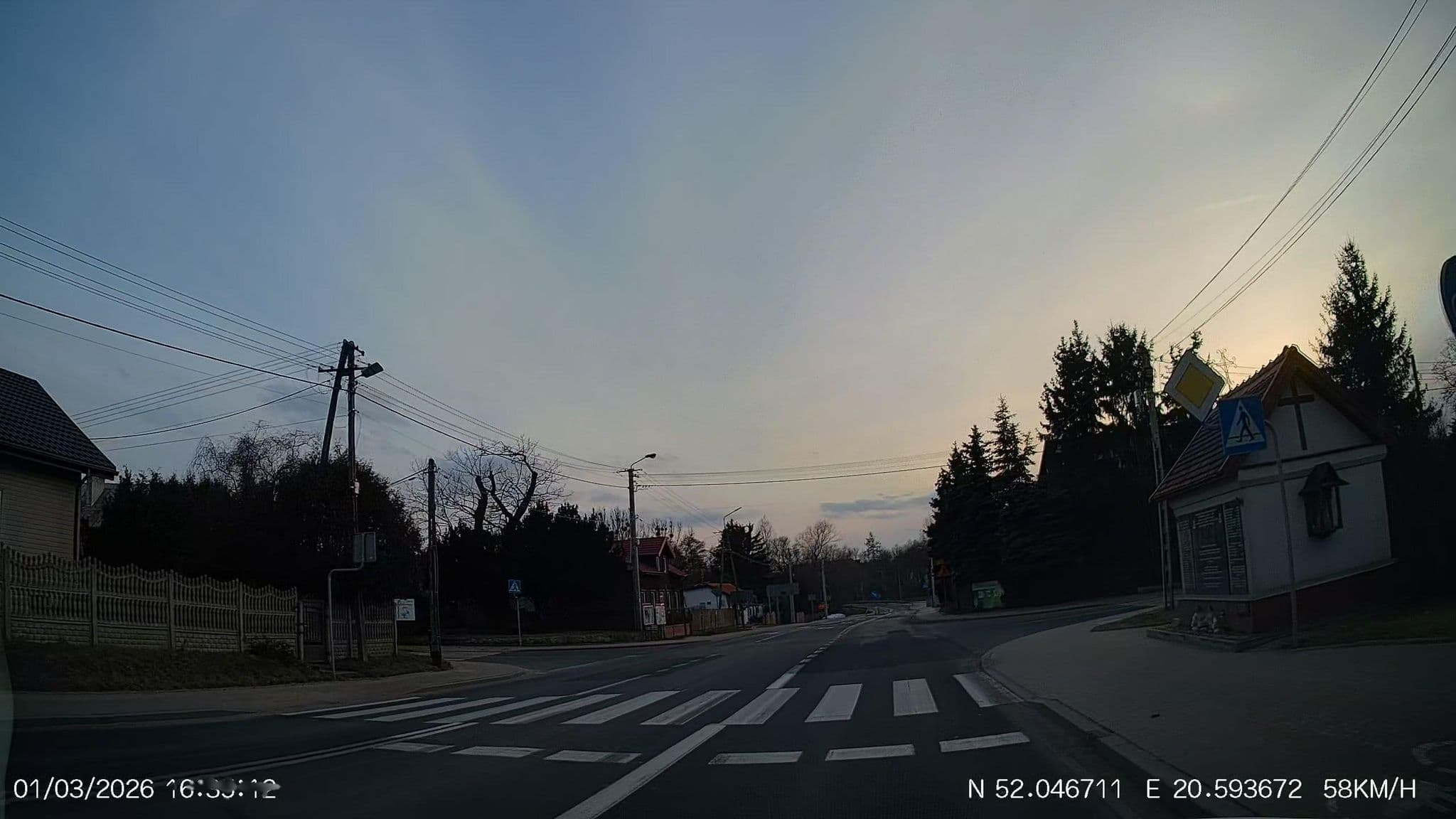 Street view near Gościniec Kuklówka Magdalena Izak, Adamowizna — © Driven2574 (CC BY-SA · Mapillary)