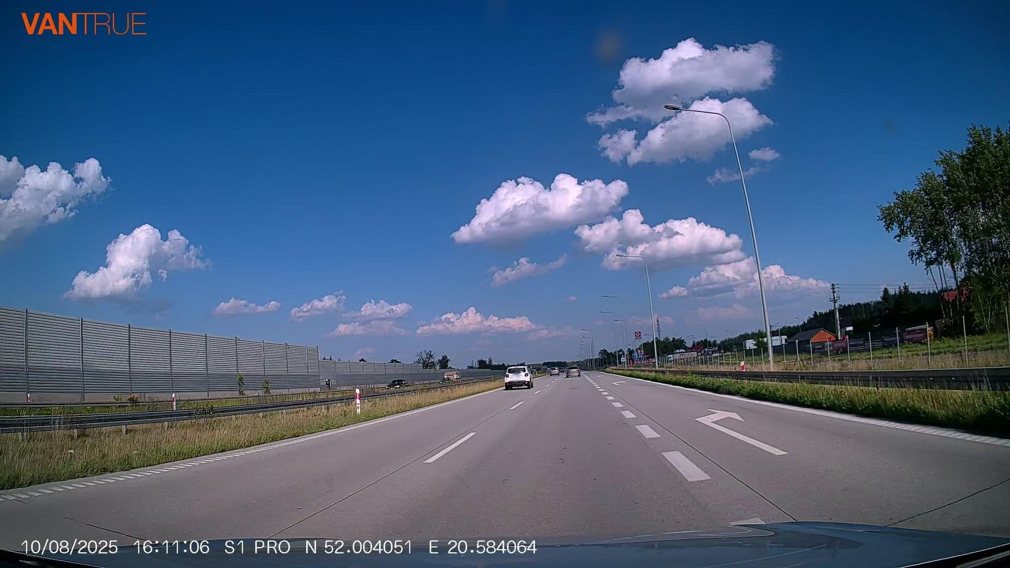Street view near Stary Dwór. Restauracja. Kazimierczak D., Mszczonów — © Driven2574 (CC BY-SA · Mapillary)