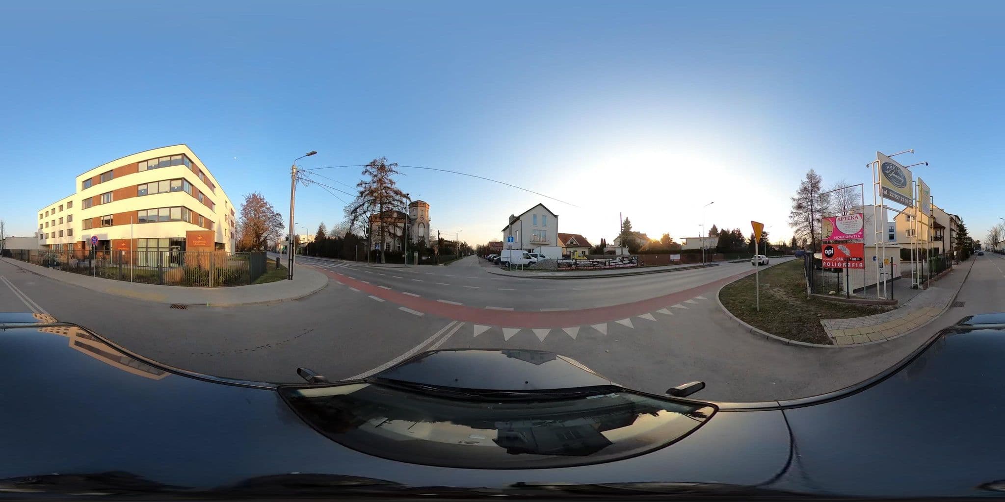 Street view near U Grzesia Pensjonat - Recepcja Piaseczno, Piaseczno — © inwazjamb (CC BY-SA · Mapillary)
