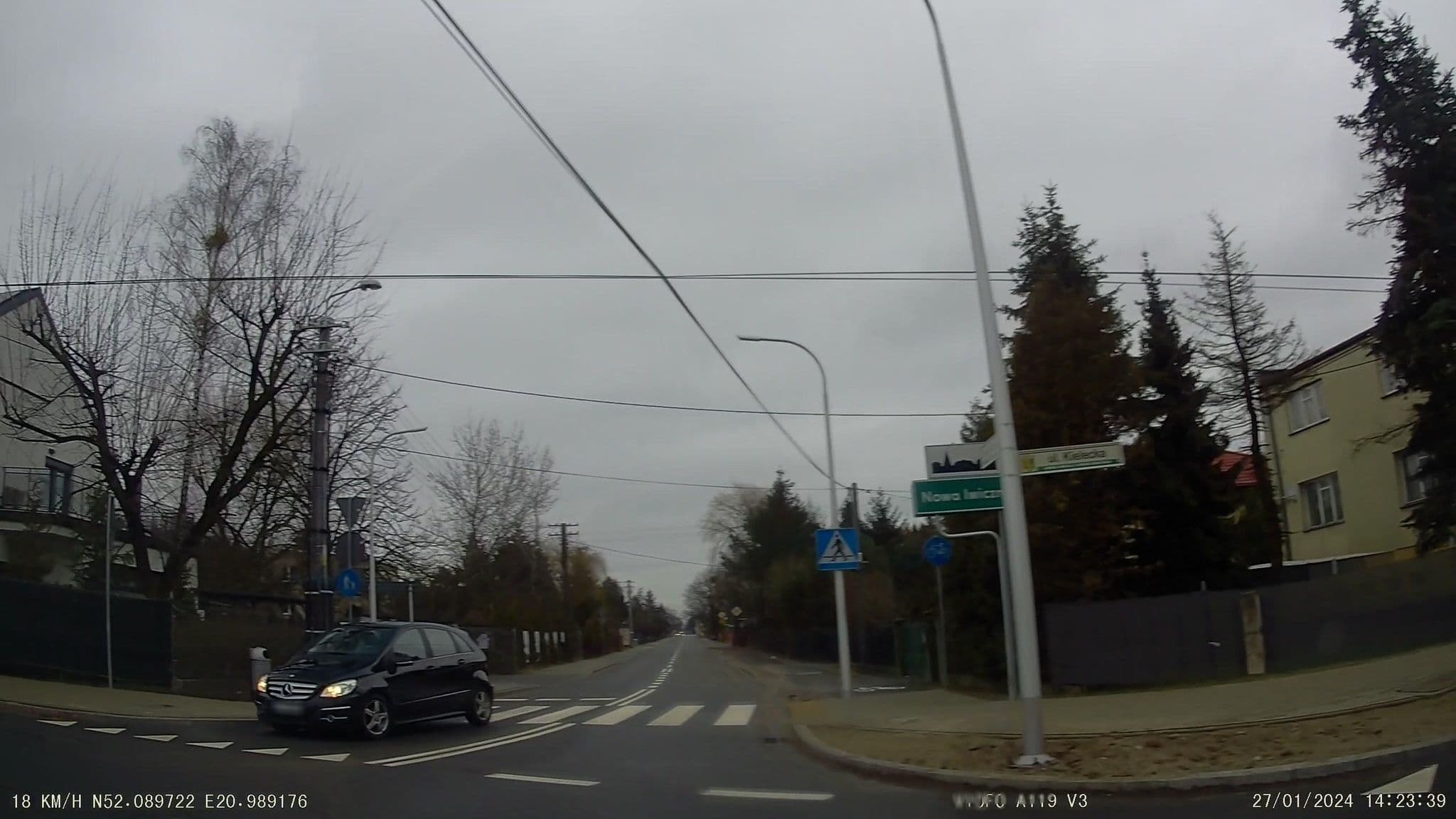 Street view near Ewa Ostrowska Wynajem kwater, Nowa Wola — © inwazjamb (CC BY-SA · Mapillary)