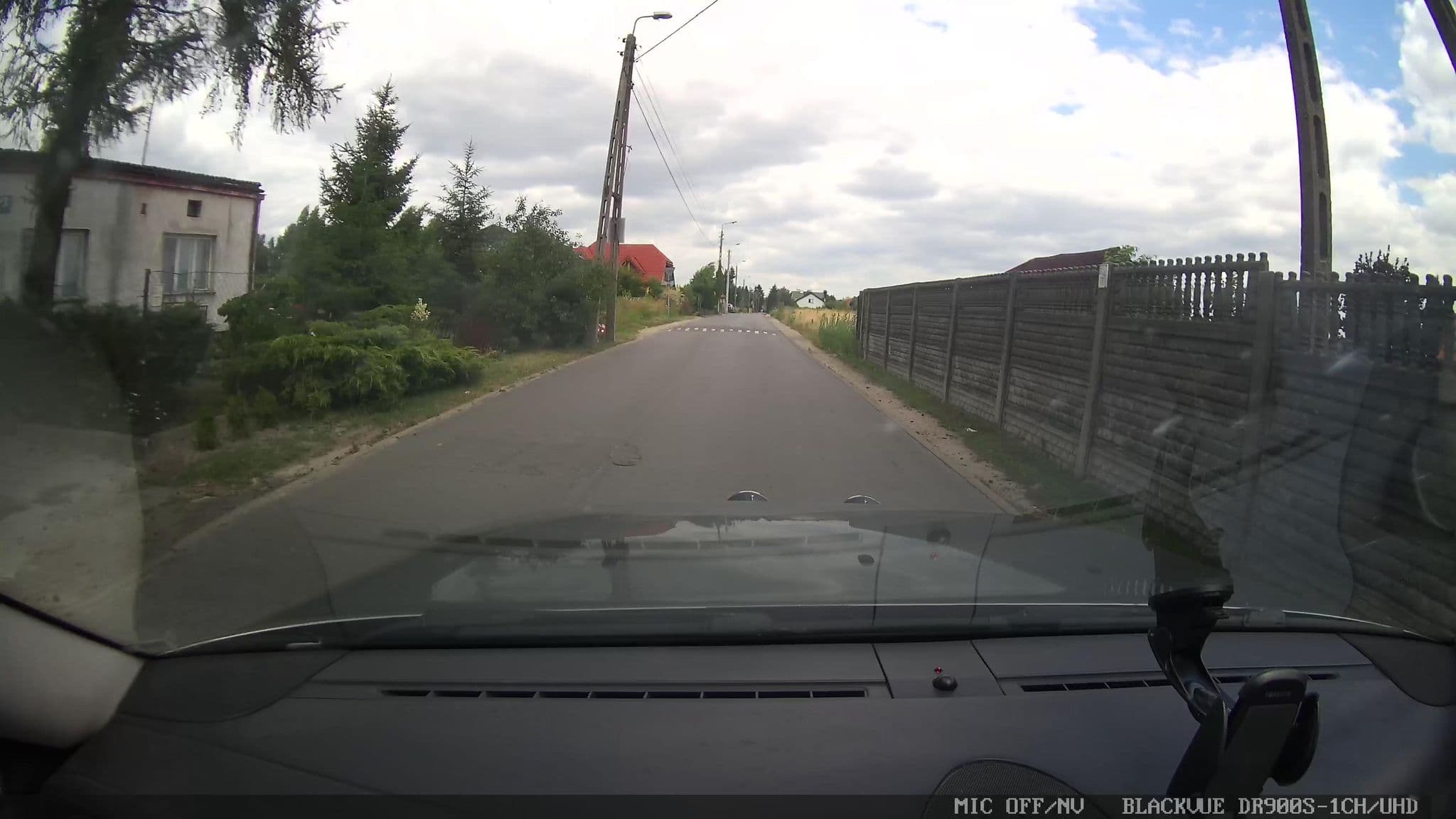 Street view near Jeziorki. Dworek i stadnina koni, Mysiadło — © grobin (CC BY-SA · Mapillary)