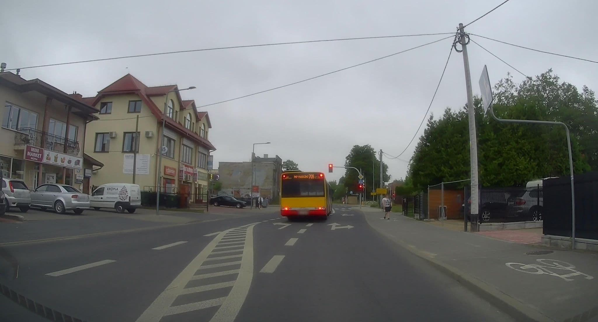 Street view near Onlyrent. Pl Sp. z o.o., Piaseczno — © inwazjamb (CC BY-SA · Mapillary)
