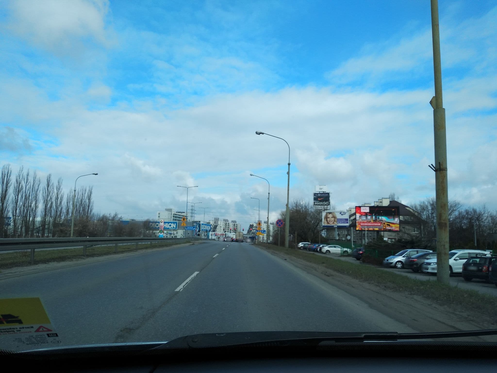Street view near Hotel DeSilva Piaseczno, Piaseczno — © parkur1 (CC BY-SA · Mapillary)