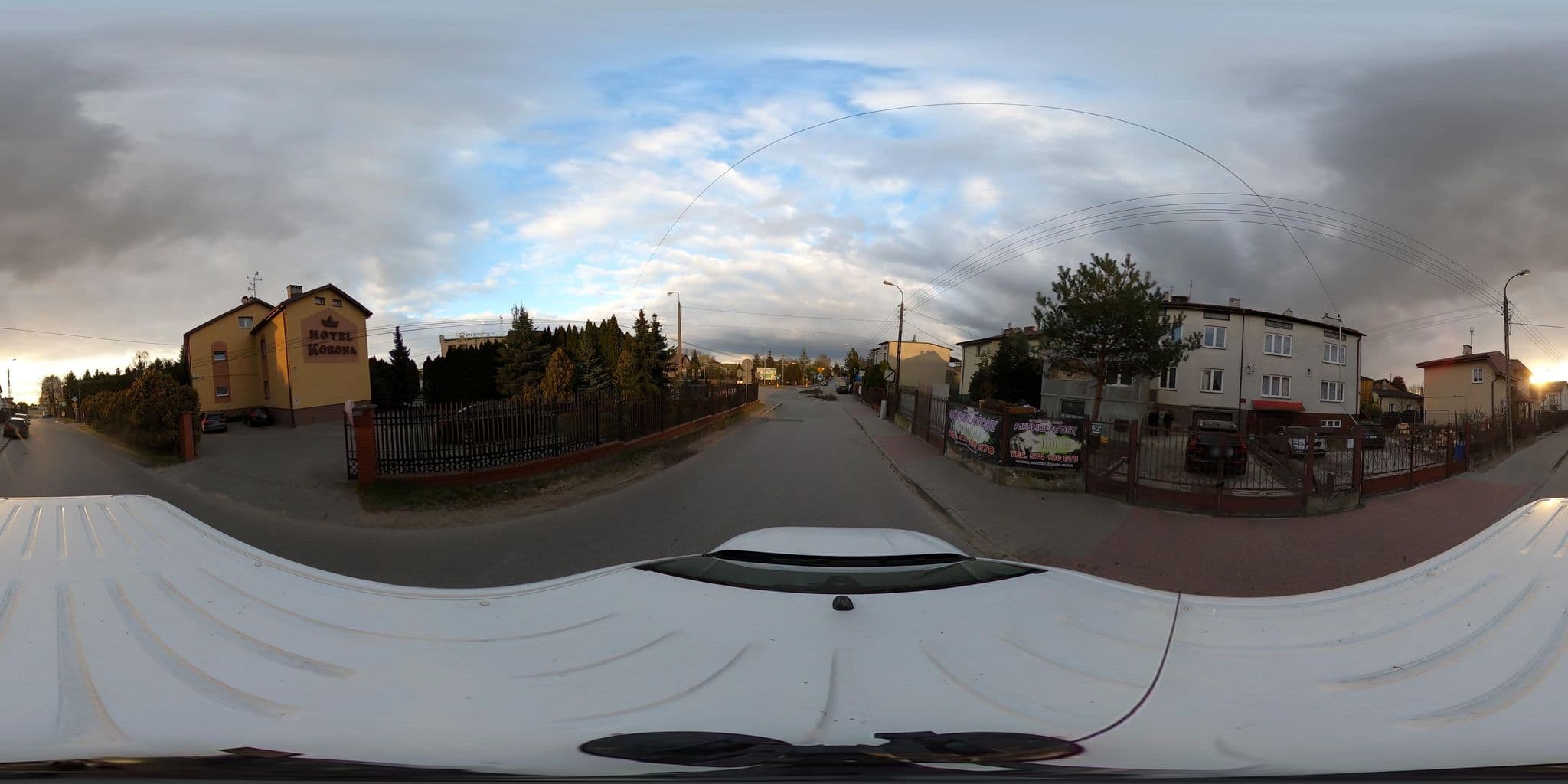 Street view near Hotelik Korona S.C. Czesław Gralik Jacek Gralik, Nowe Grocholice — © inwazjamb (CC BY-SA · Mapillary)