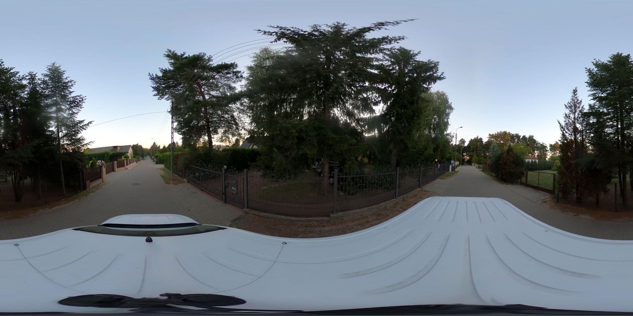 Street view near Pensjonat Pod Orzechami, Lesznowola — © inwazjamb (CC BY-SA · Mapillary)