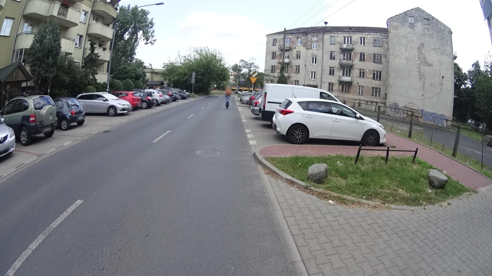 Street view near Mieszkanie na Zawolanie Wlodarzewska, Ochota — © awizonosz (CC BY-SA · Mapillary)