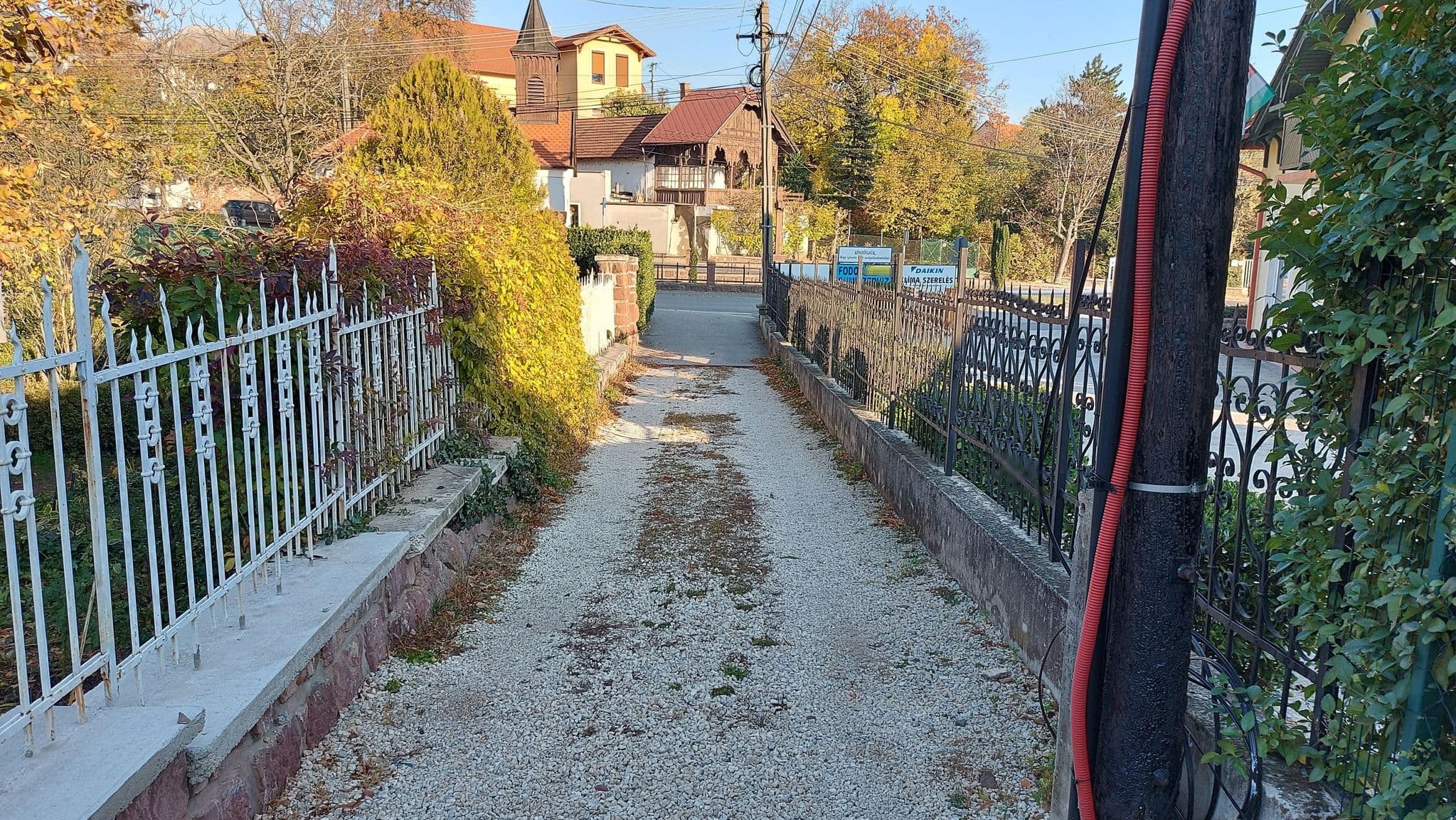 Street view near Relax Apartman, Balatonalmádi — © vasony (CC BY-SA · Mapillary)