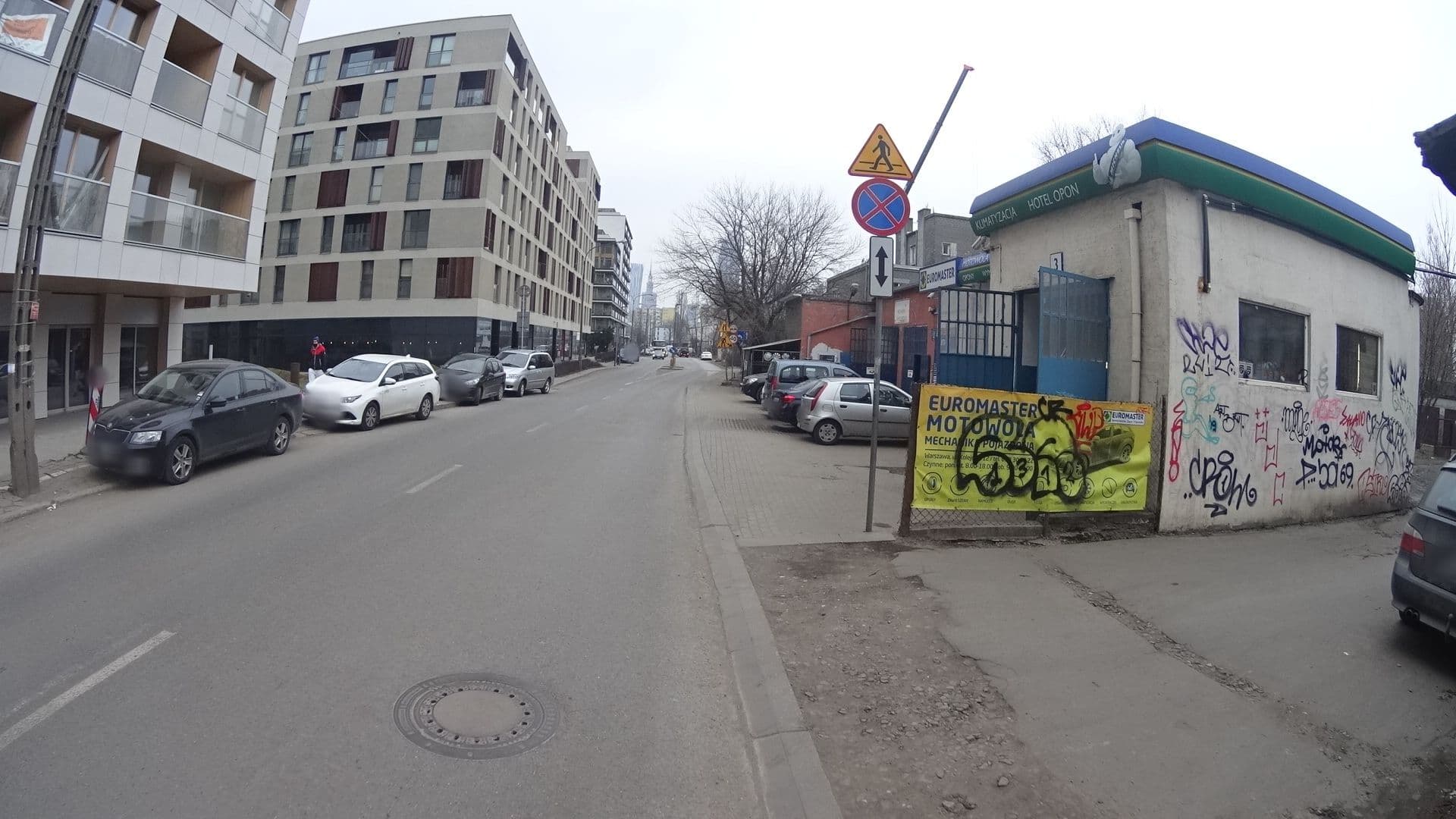 Street view near Warsaw Overnight Apartament Kolejowa, Ochota — © awizonosz (CC BY-SA · Mapillary)