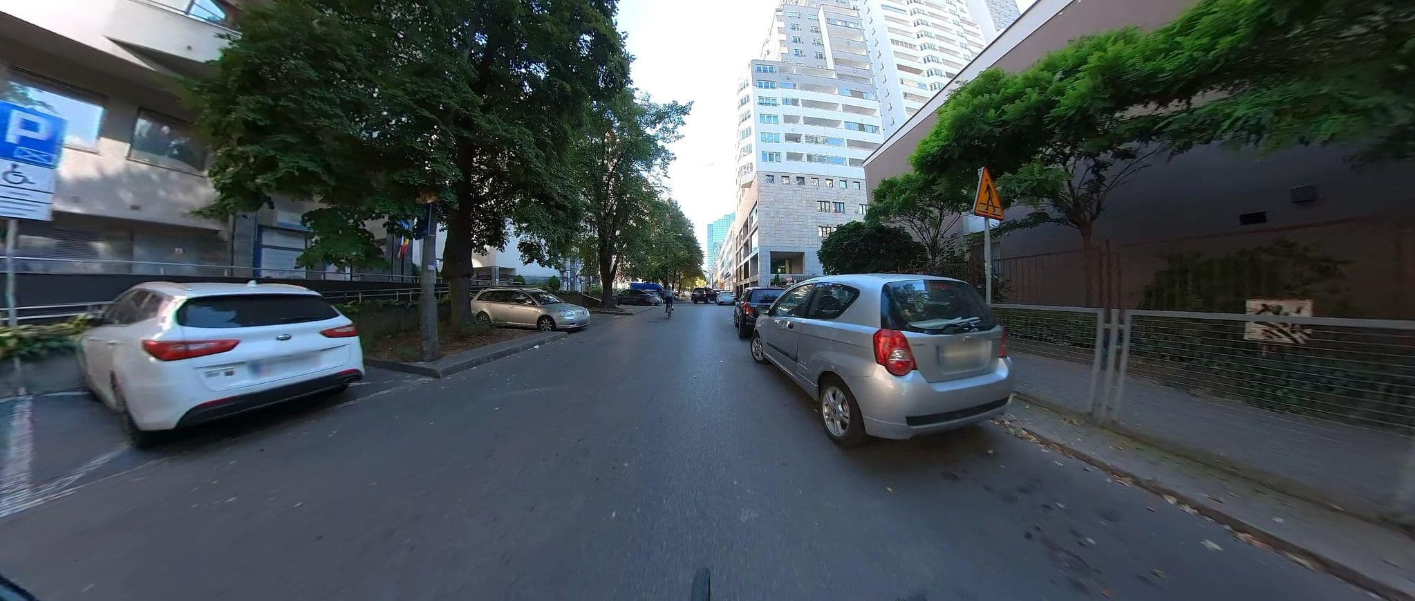 Street view near Lucka 20, Ochota — © 9f893cde (CC BY-SA · Mapillary)